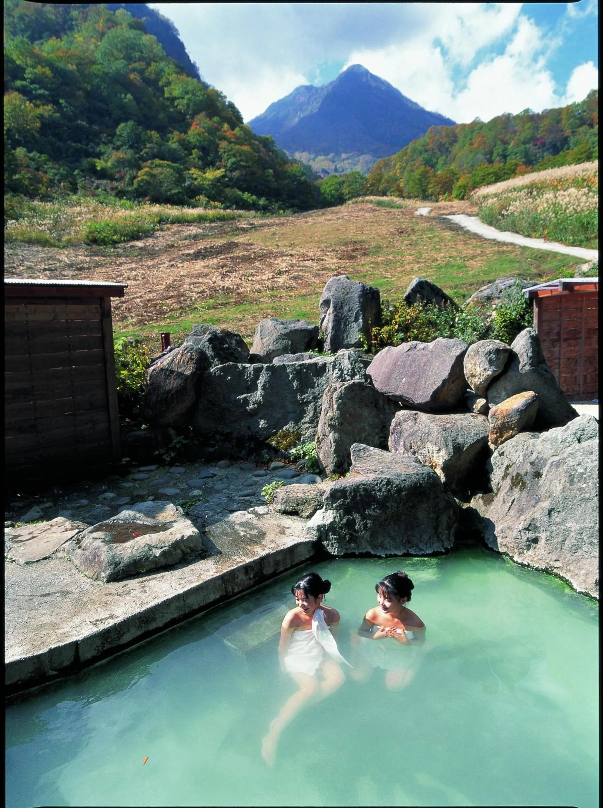 Nearby landmark in Tsubame Highland Lodge燕ハイランドロッジ