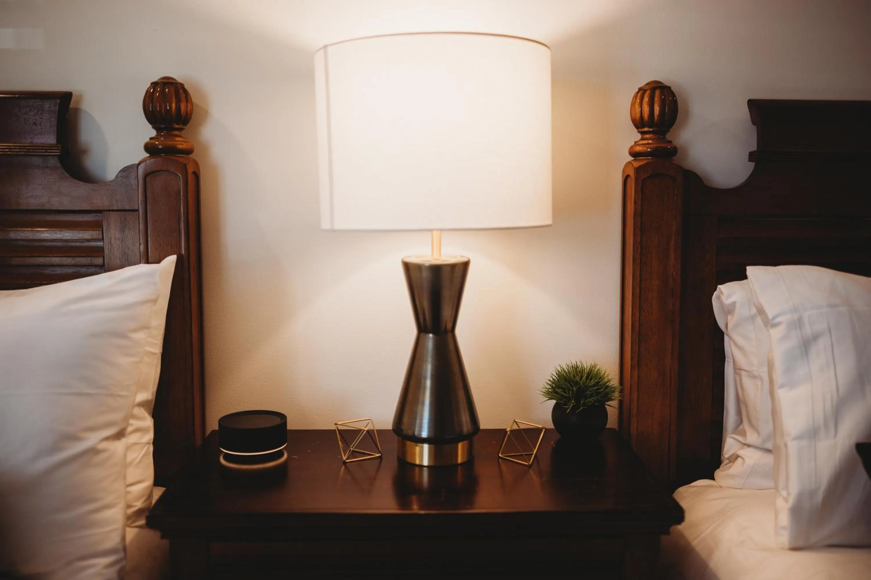 Bed in The Jefferson Inn