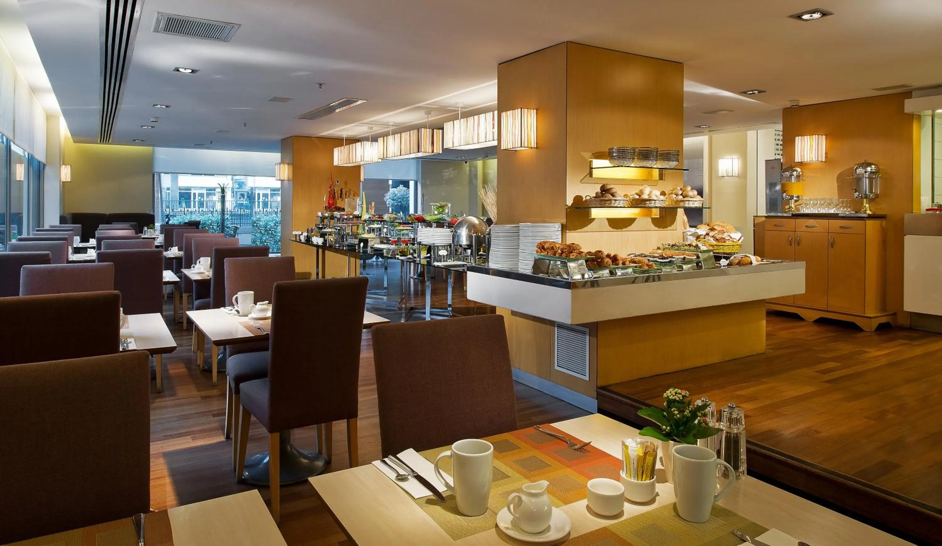 Restaurant/places to eat in Divan Istanbul City