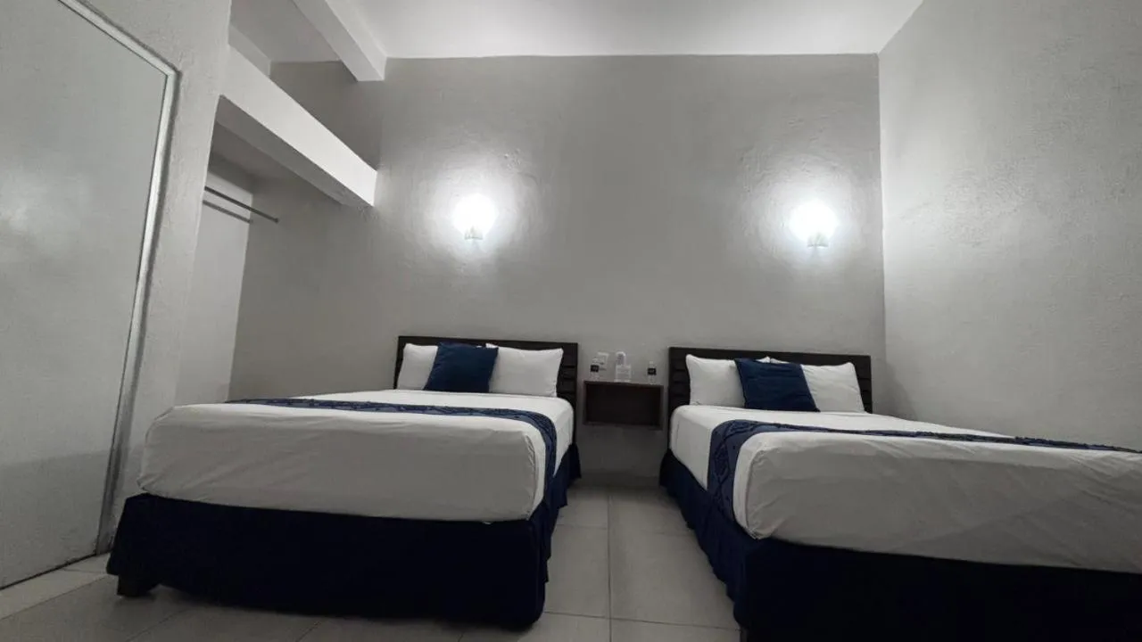 Bed in Hotel Juarez 70