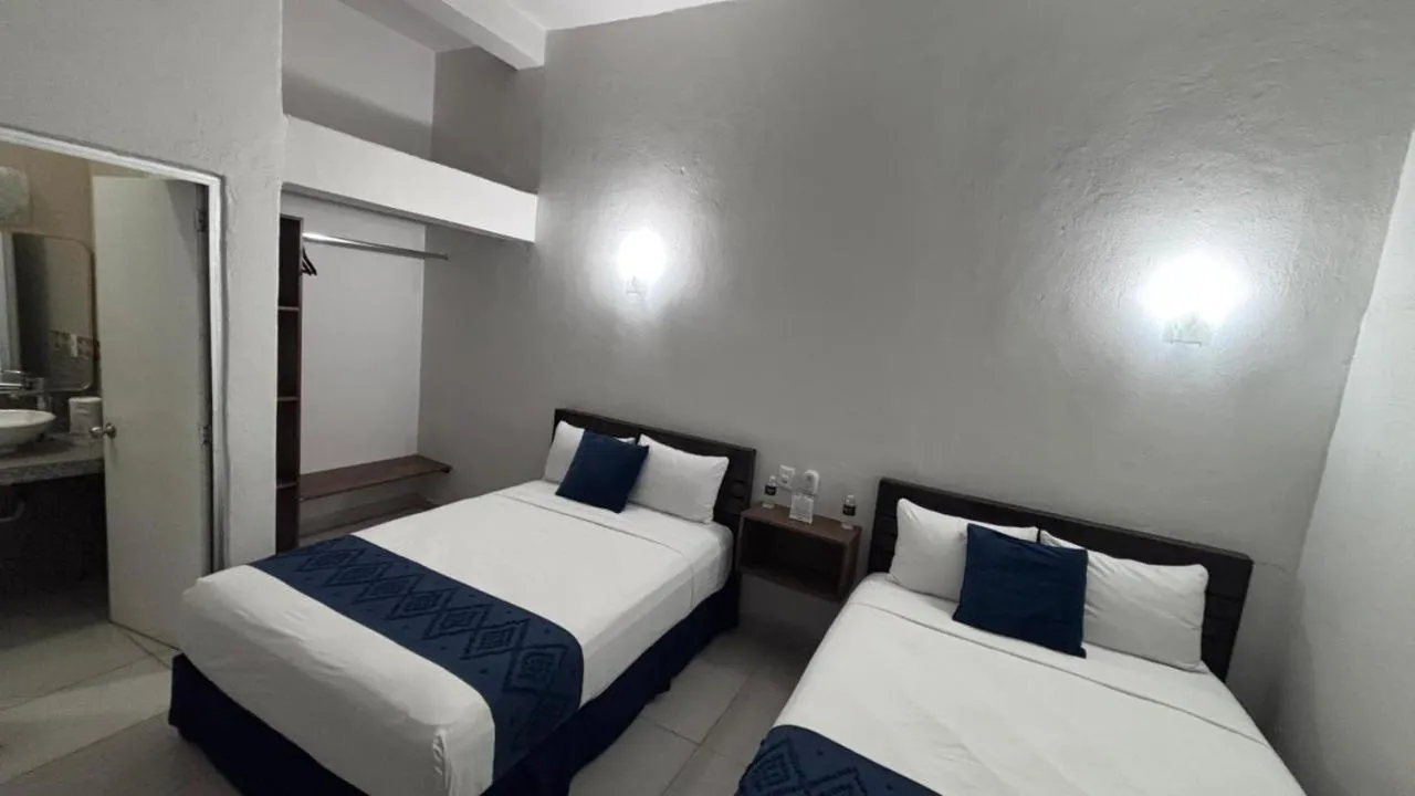 Bed in Hotel Juarez 70