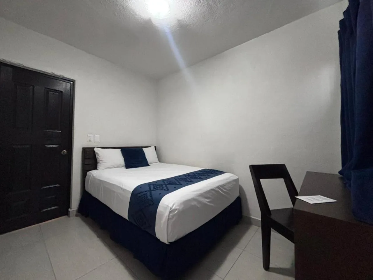 Bed in Hotel Juarez 70