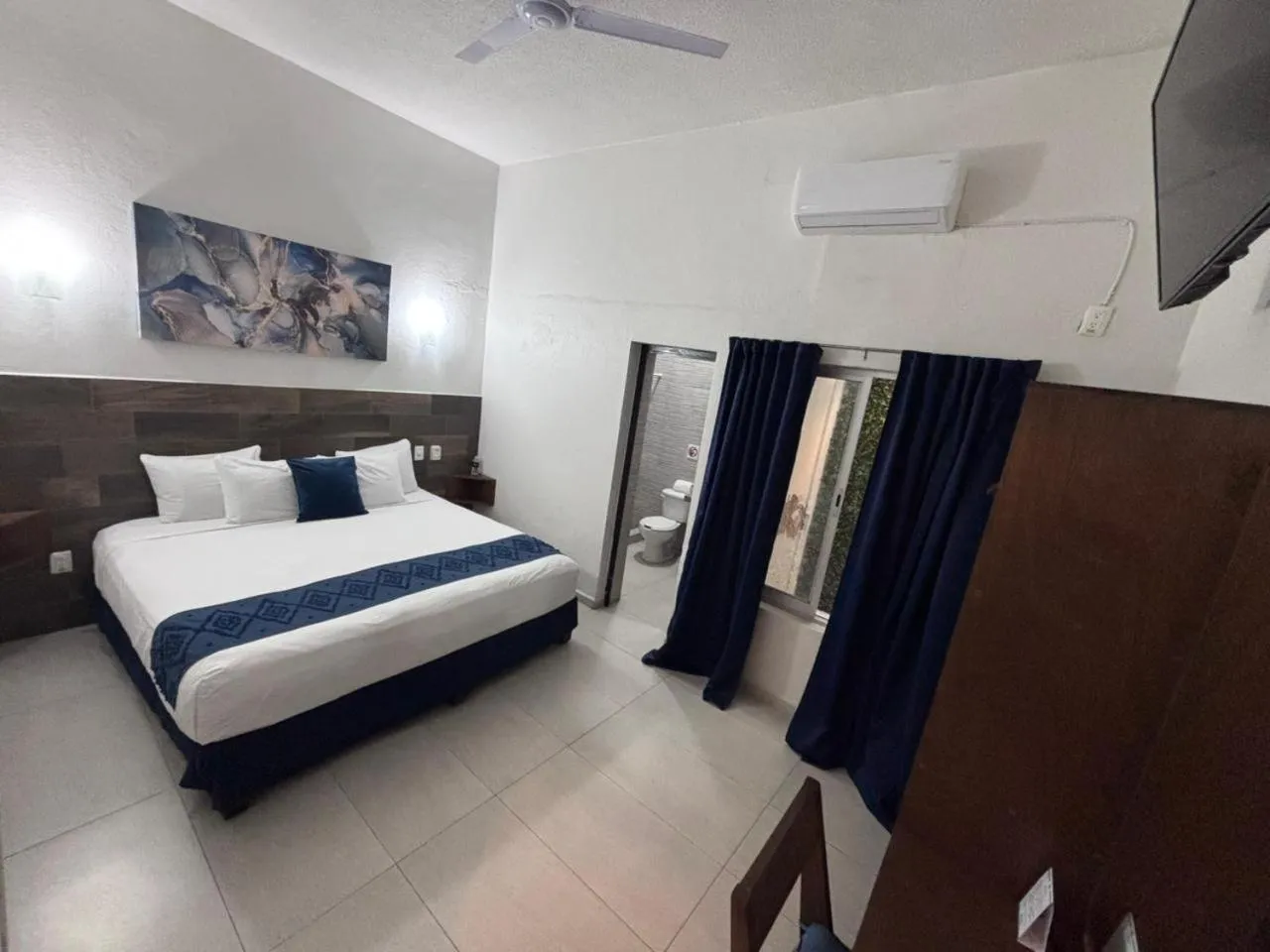 Bed in Hotel Juarez 70