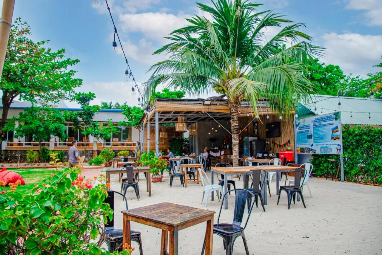 Restaurant/places to eat in Thiên Tân Hotel