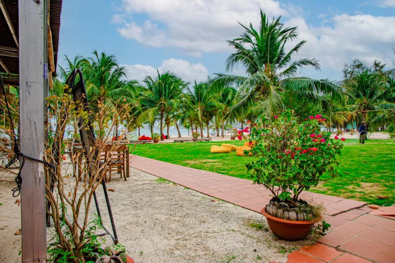 Garden in Thiên Tân Hotel