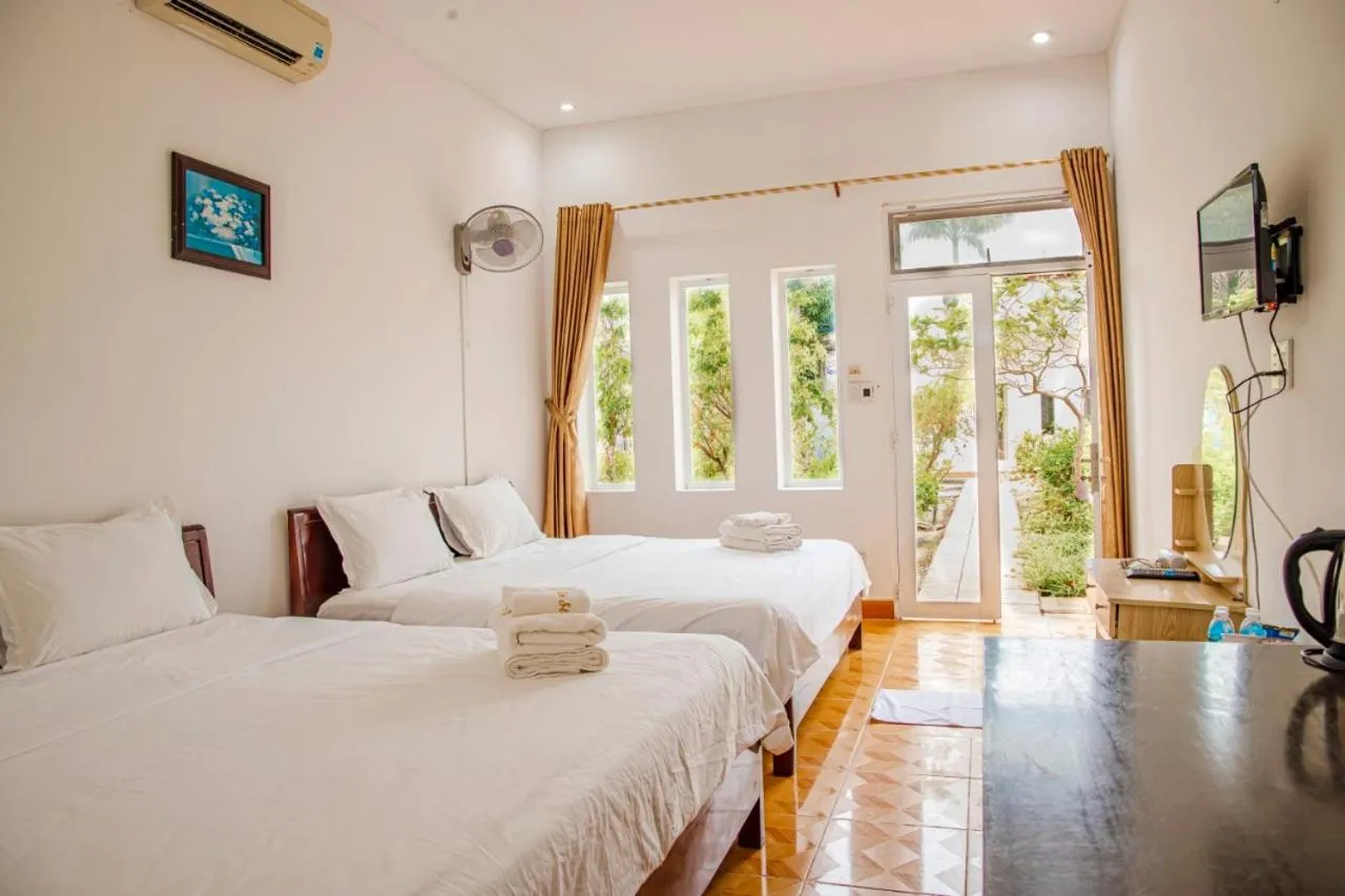 Photo of the whole room, Bed in Thiên Tân Hotel