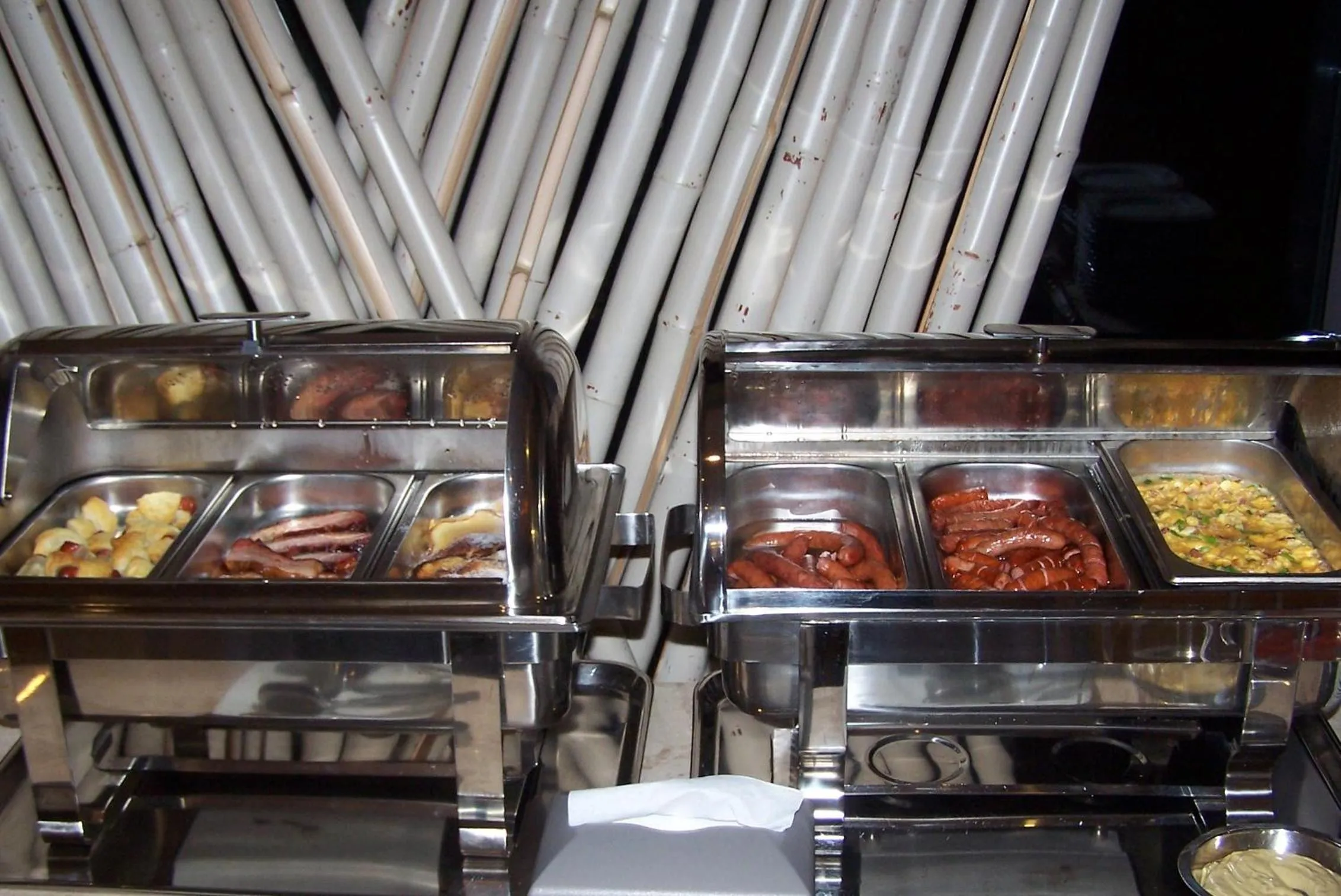 Buffet breakfast in Hotel Szara Willa