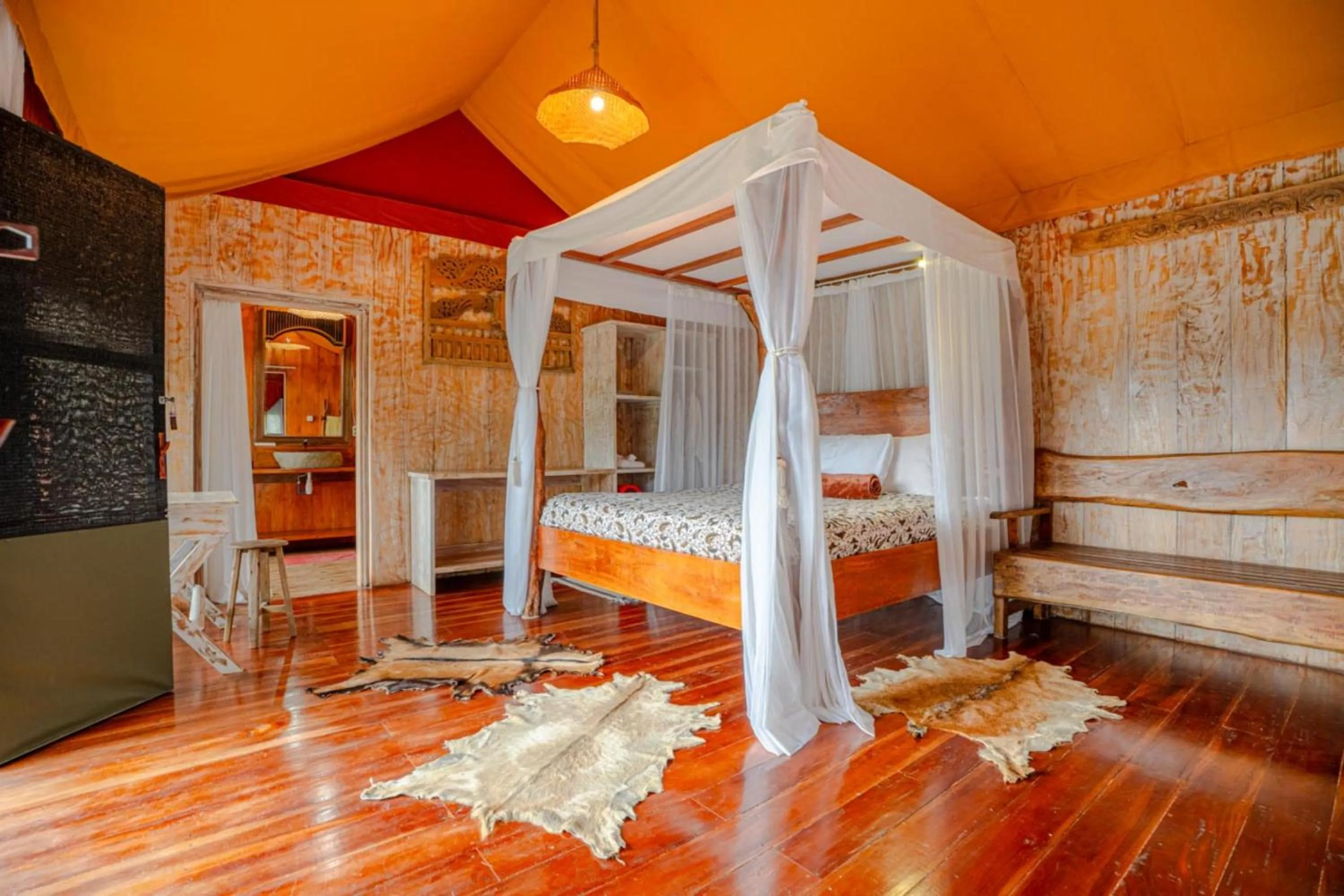 Bed in Sang Giri Mountain Tent Resort