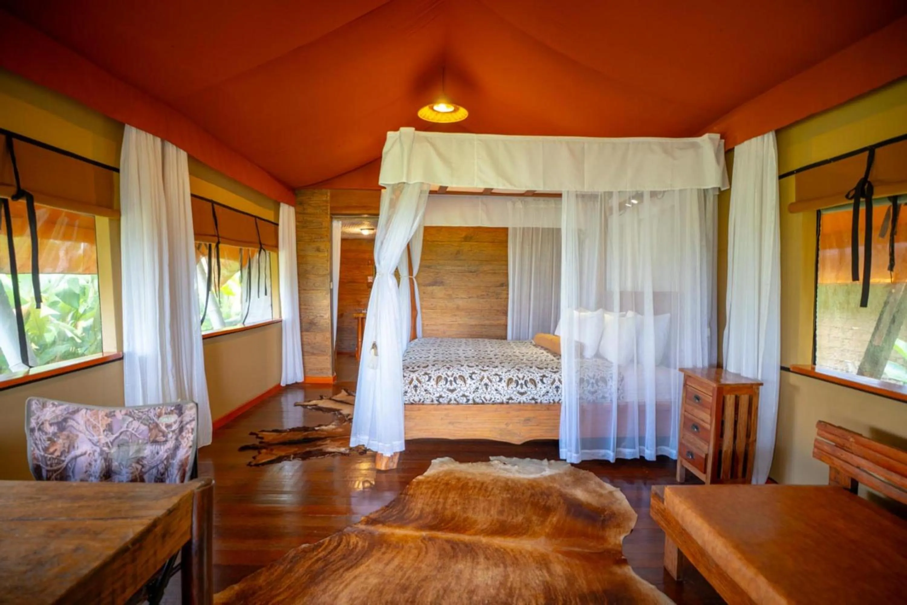 Bed in Sang Giri Mountain Tent Resort