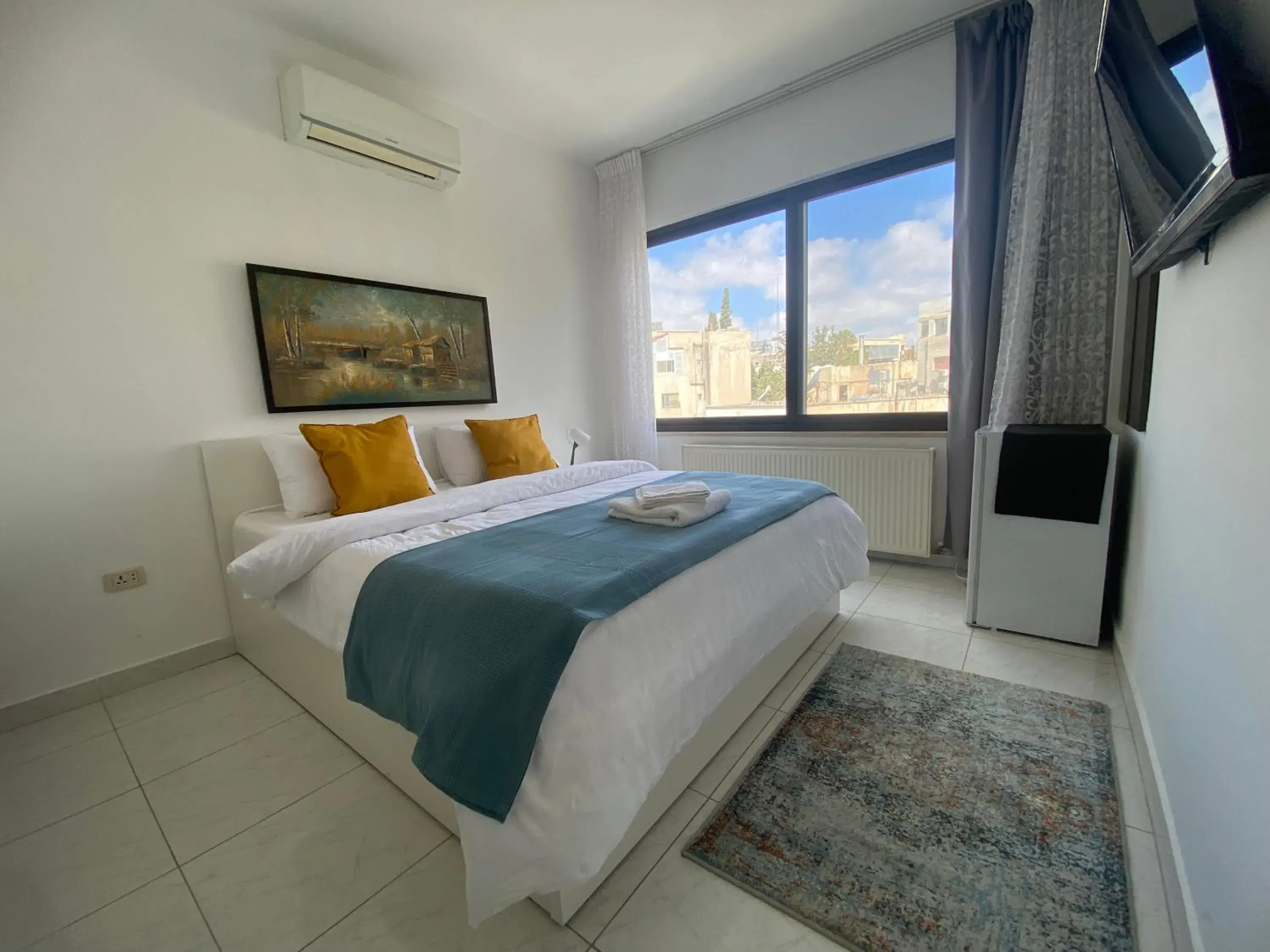 Double Room with Private Bathroom in Lemon Tree Residence Double Room with Private Bathroom in Lemon Tree Residence