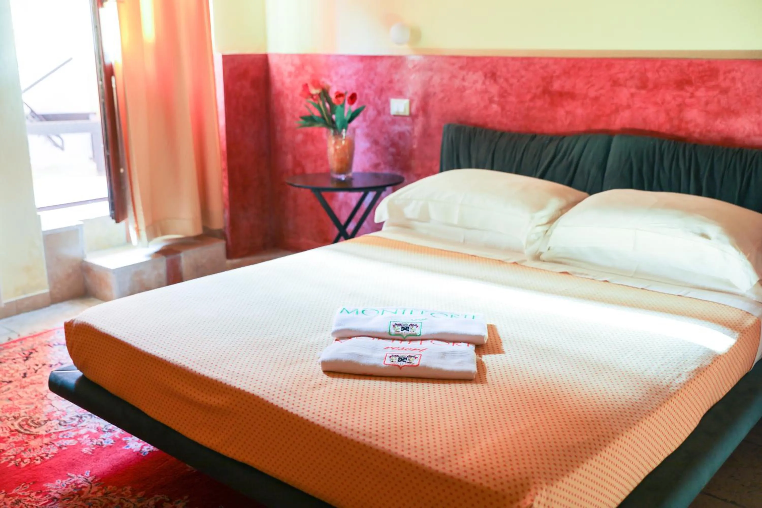 Photo of the whole room, Bed in Monteforte Resort