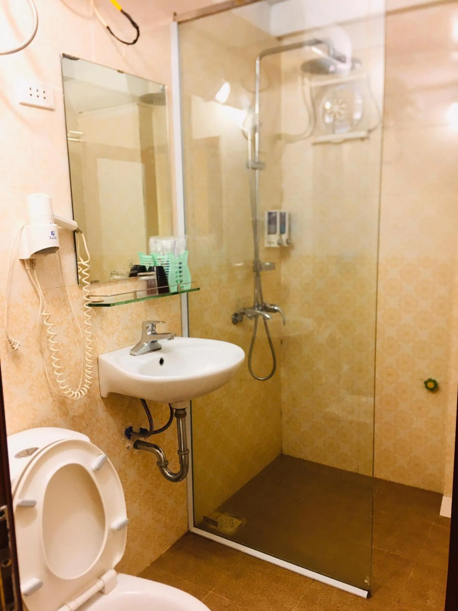 Shower in Black Hmong View hotel