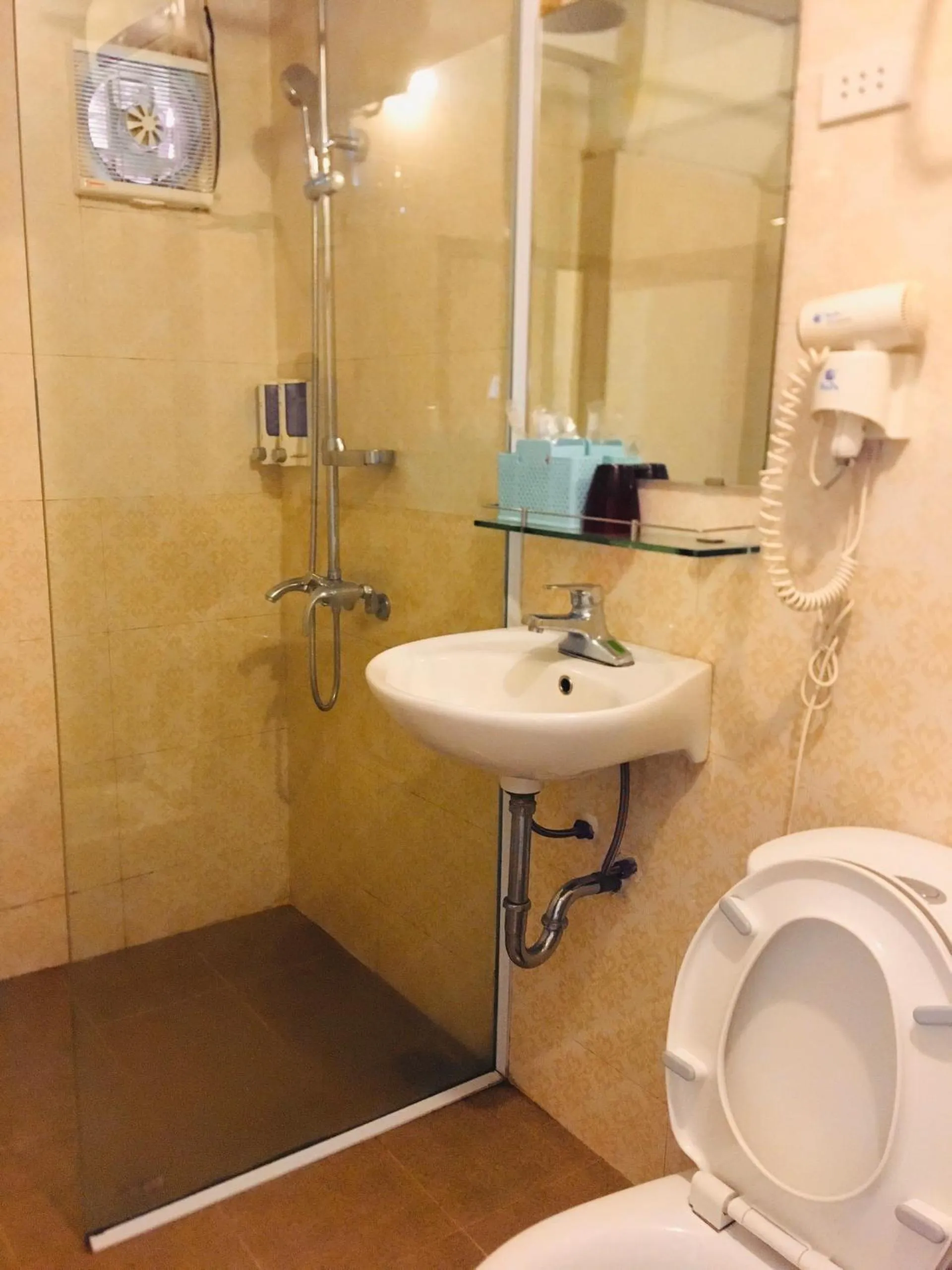 Shower in Black Hmong View hotel