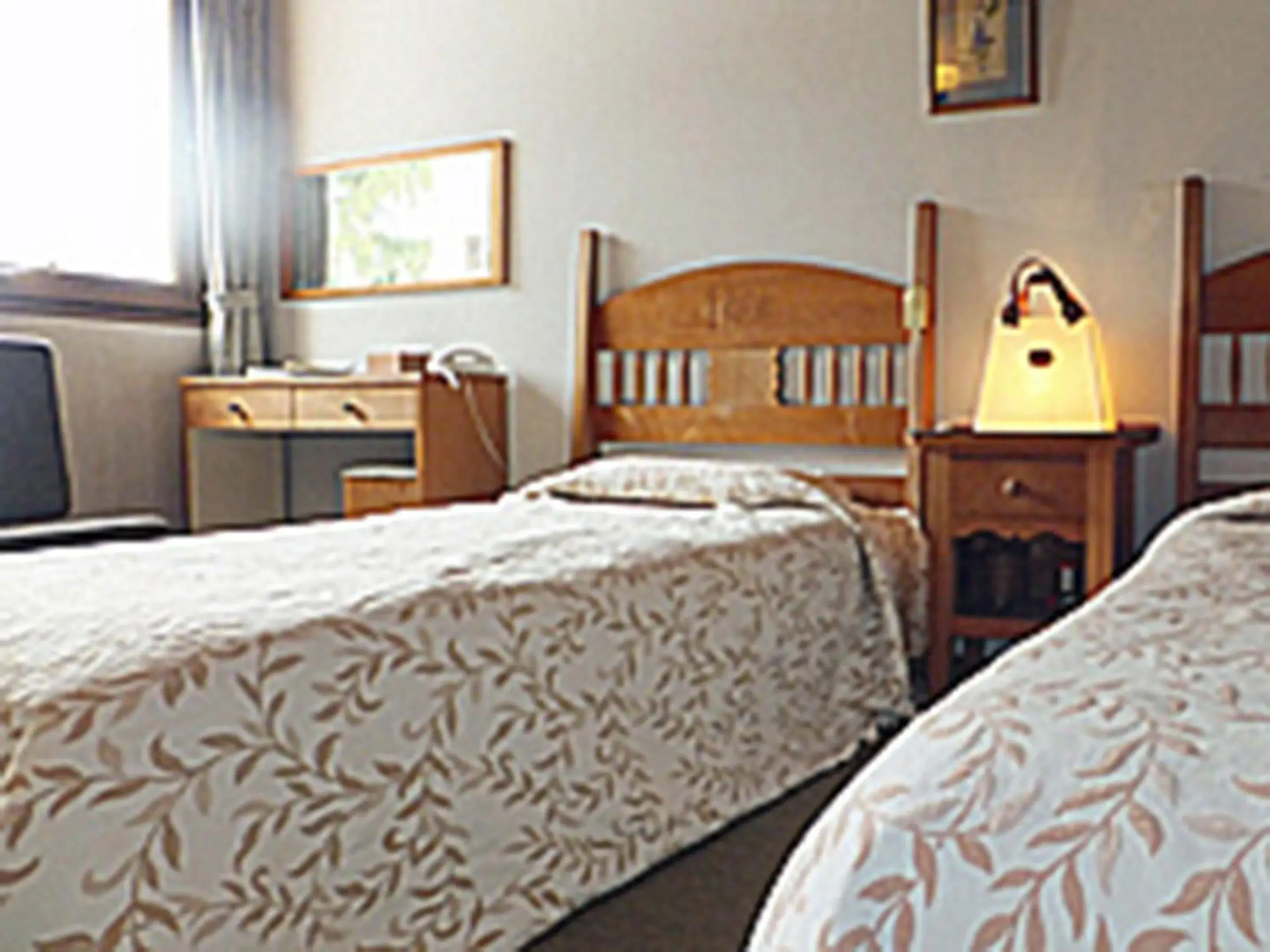 Twin Room with Shared Bathroom - single occupancy in Lodge Scole Twin Room with Shared Bathroom - single occupancy in Lodge Scole