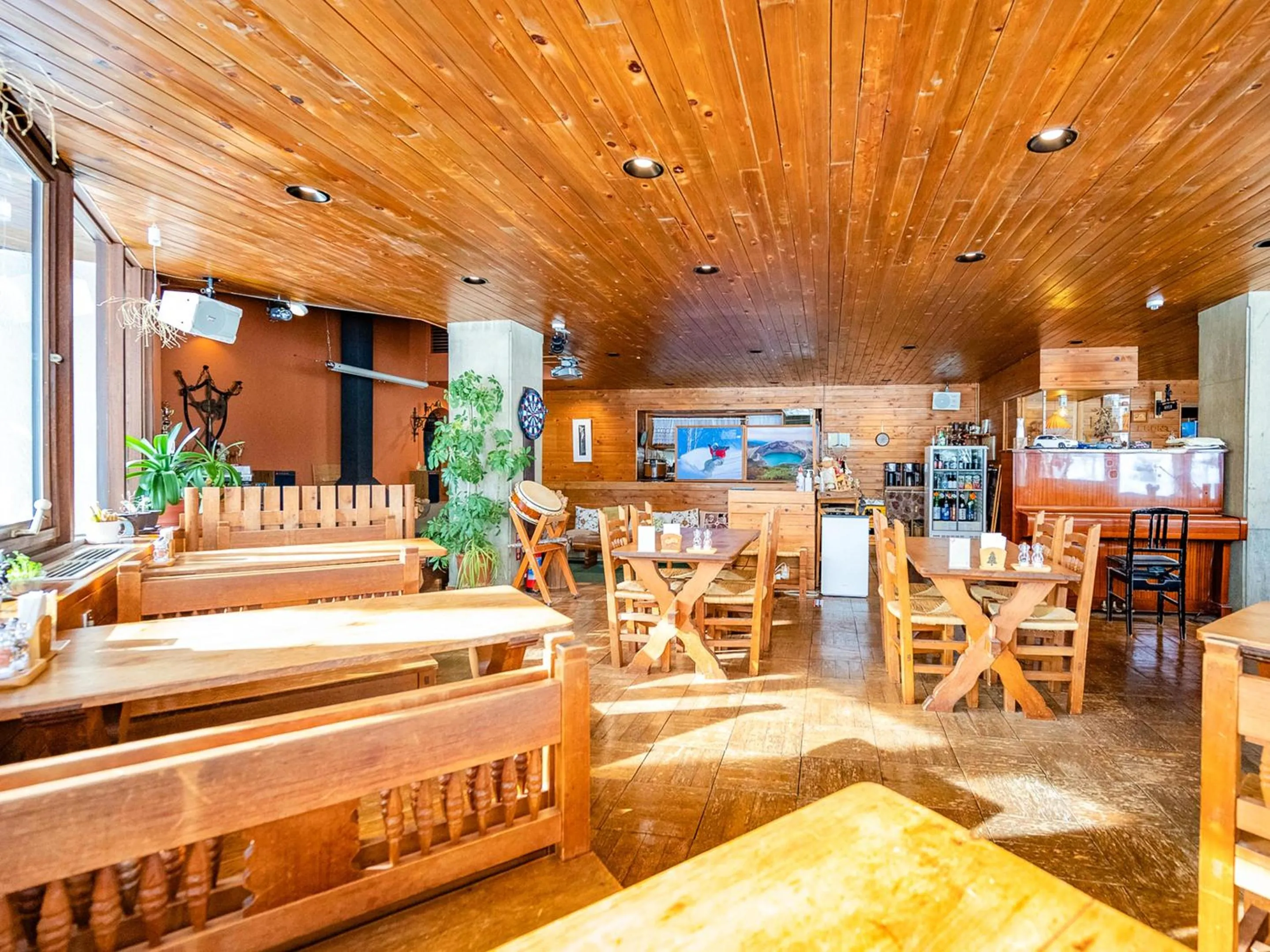 Restaurant/places to eat in Lodge Scole