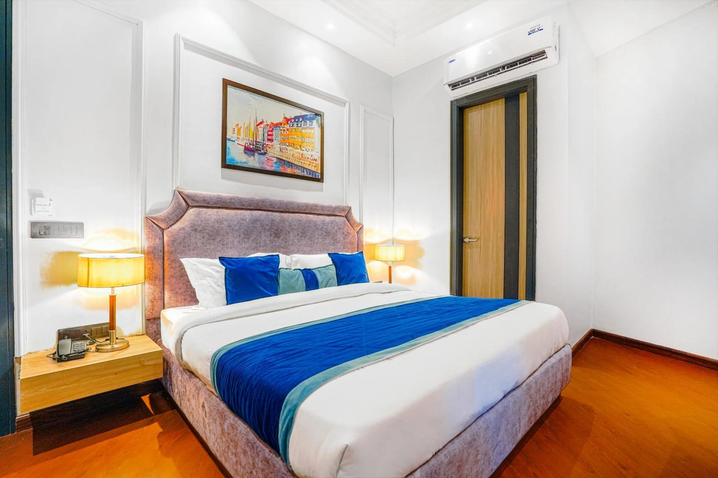 Bed in Hotel Grand Cabbana By Levelup Hotels