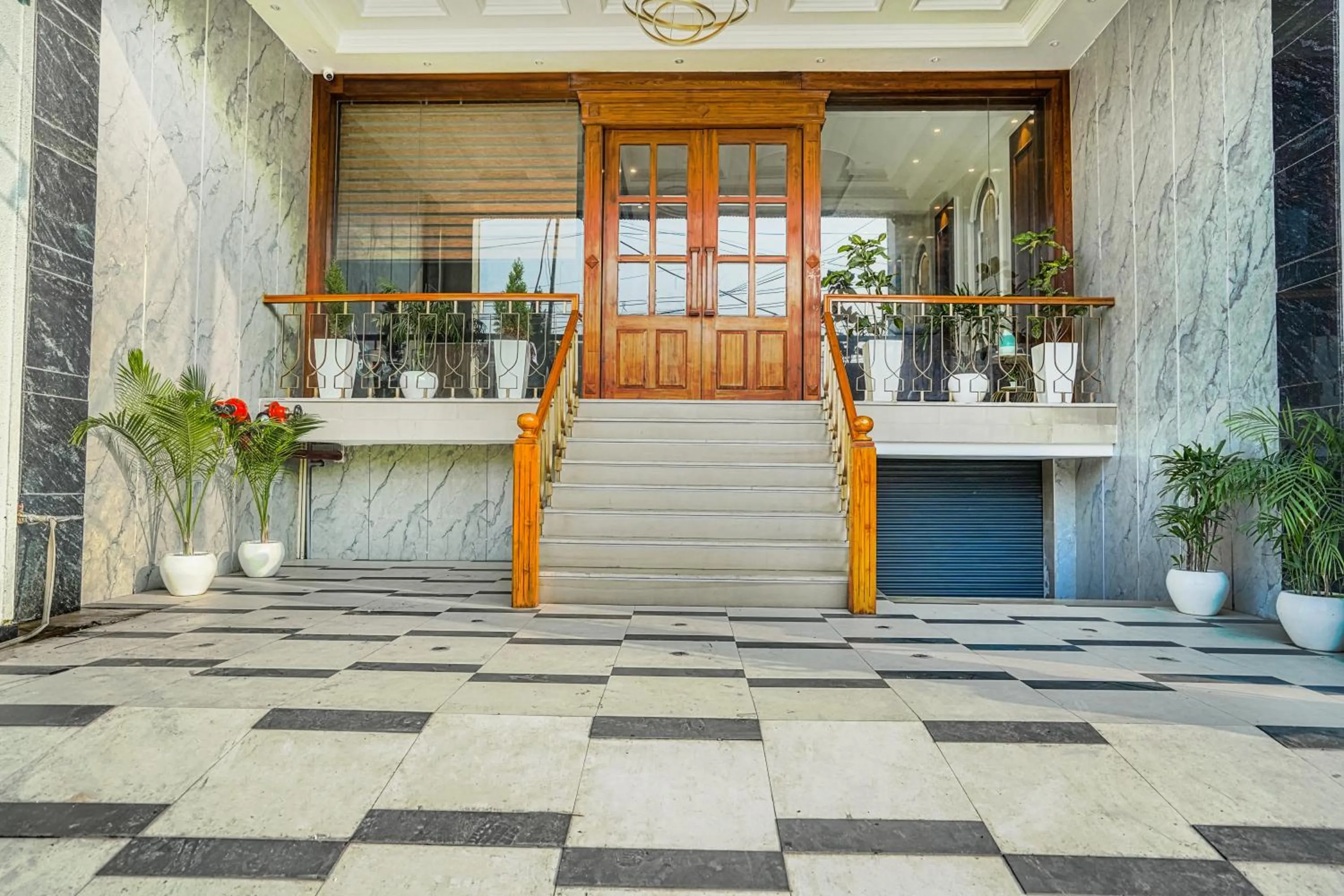 Facade/entrance in Hotel Grand Cabbana By Levelup Hotels