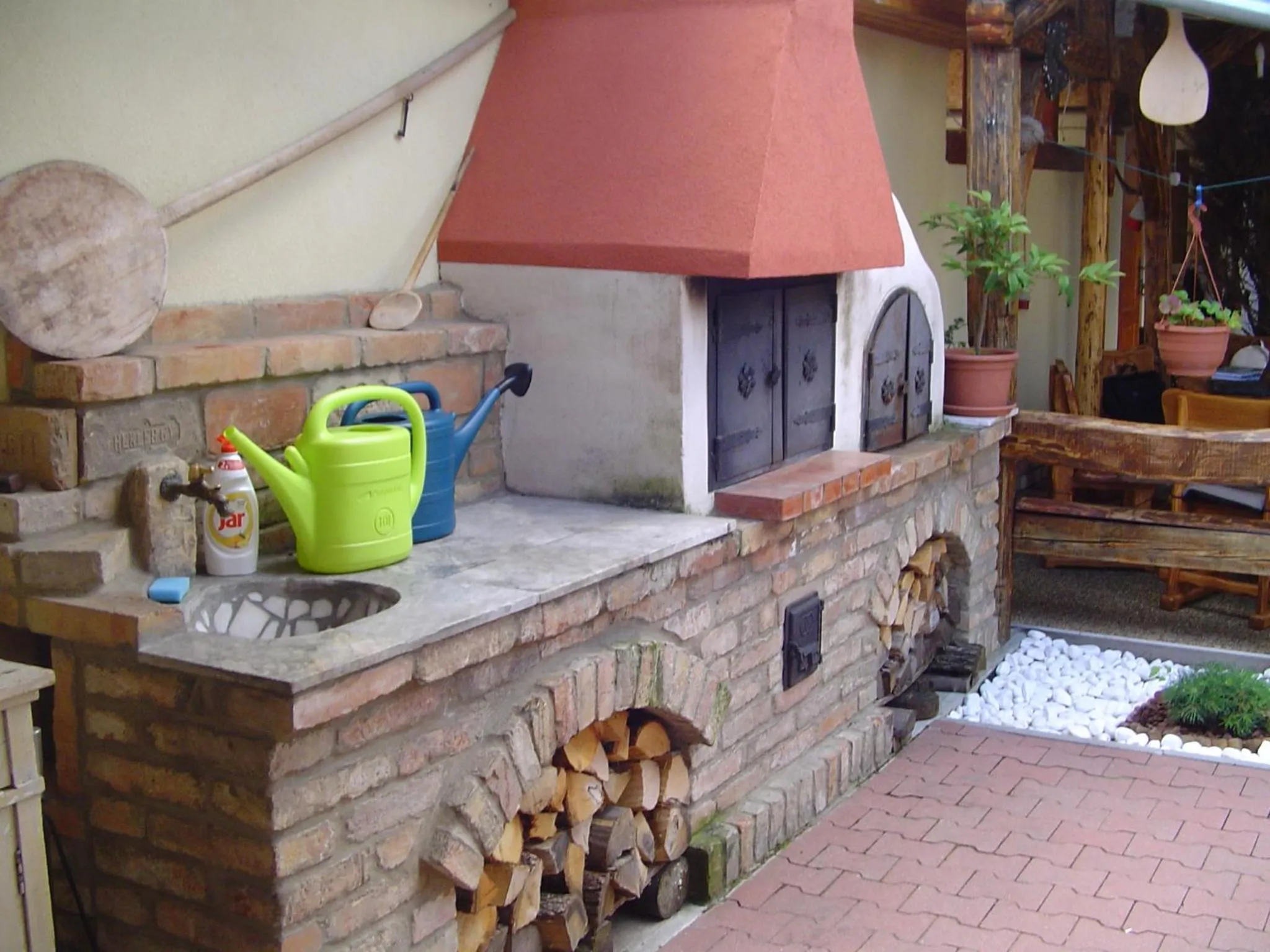 Inner courtyard view in Everlast