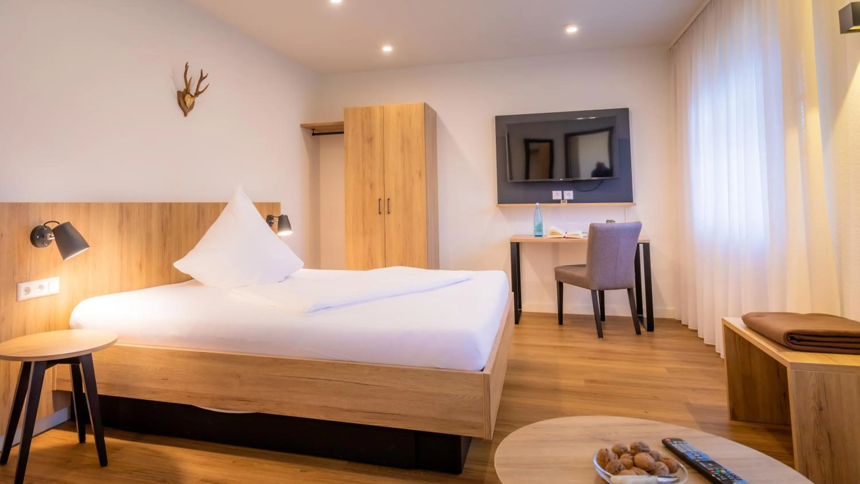 Bed in Gasthaus Hirschenstube & Gästehaus Gehri