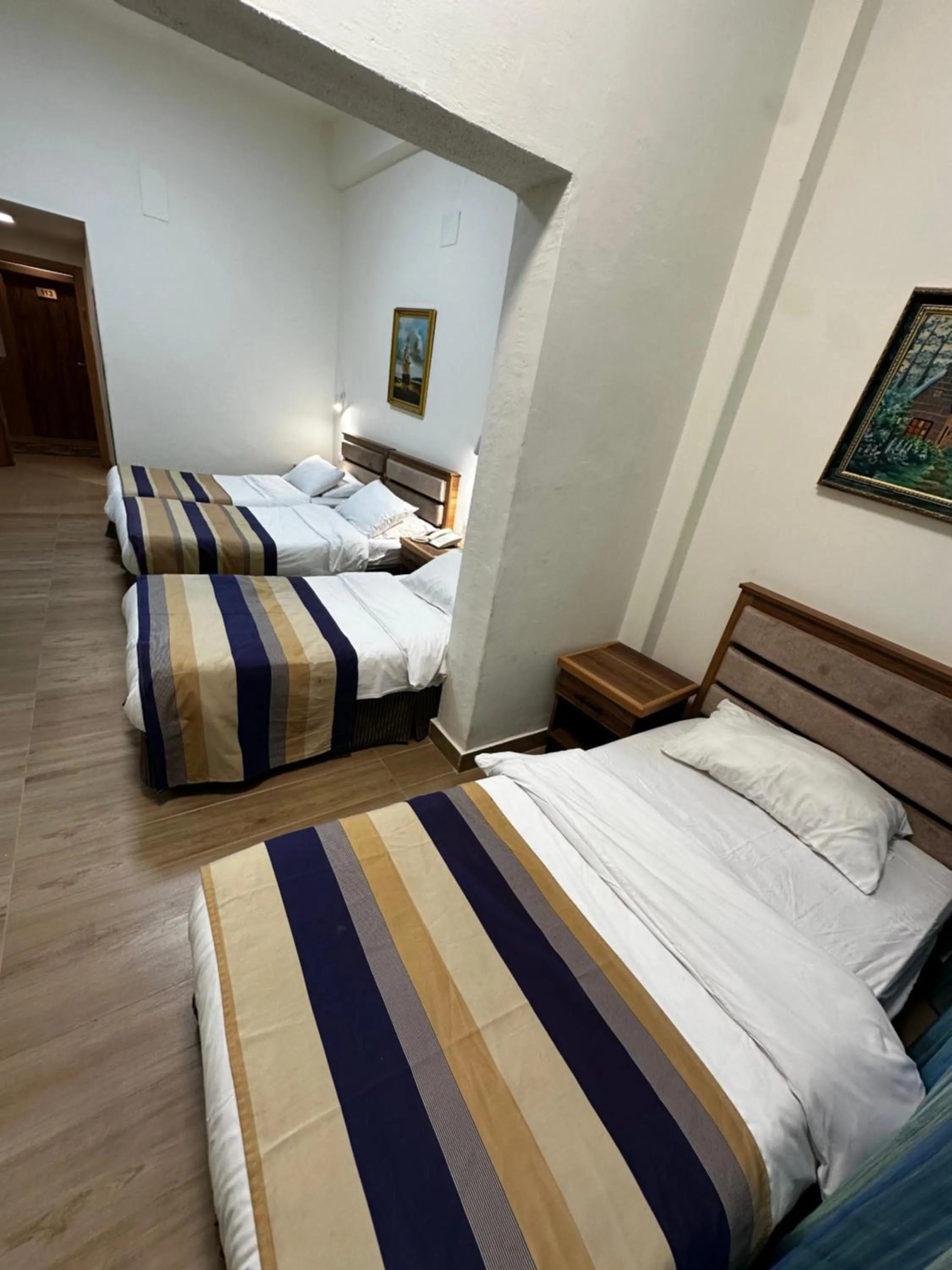 Bed in Shepherd Hotel