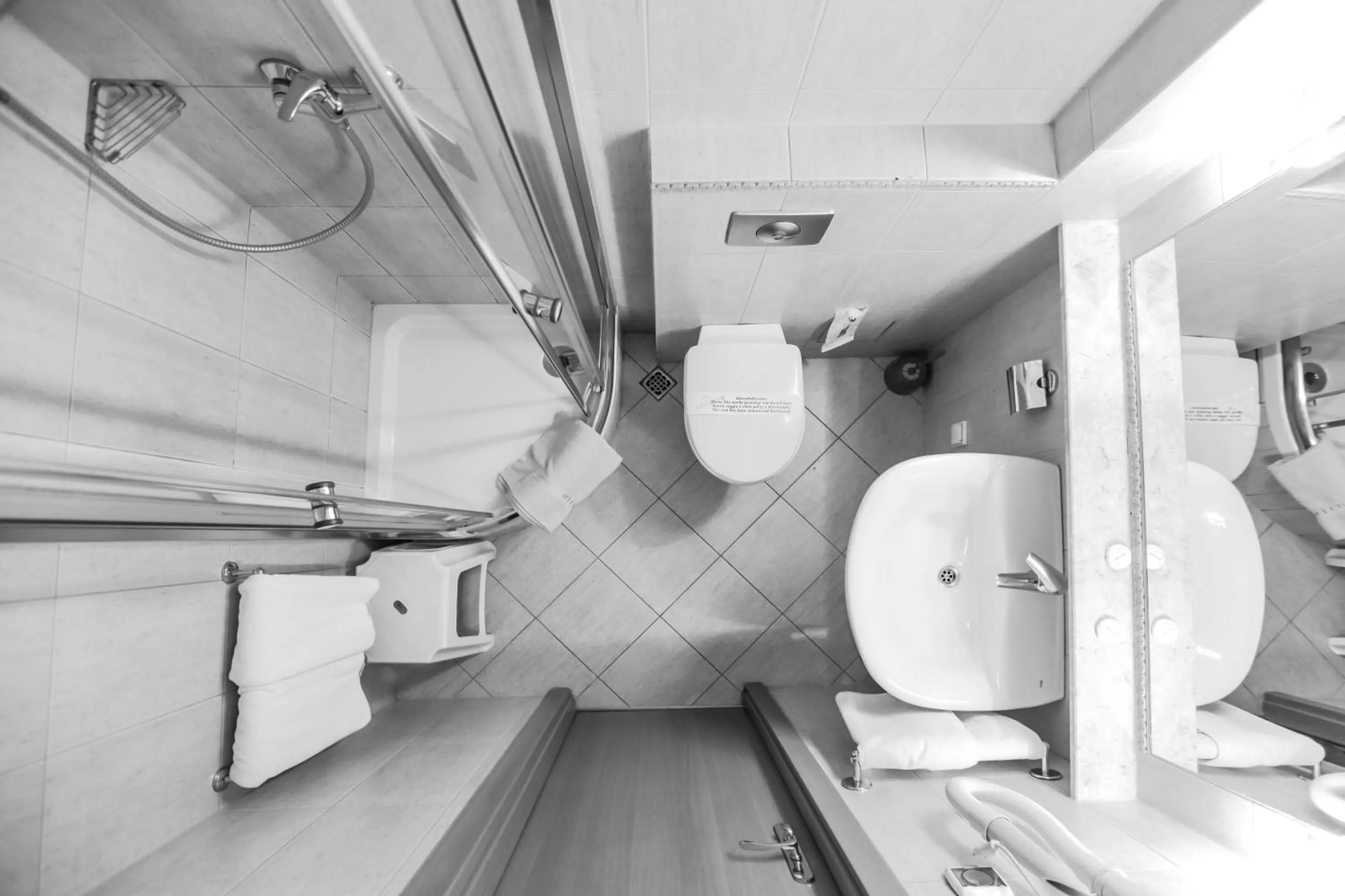 Shower in Jordan Pokoje Gościnne