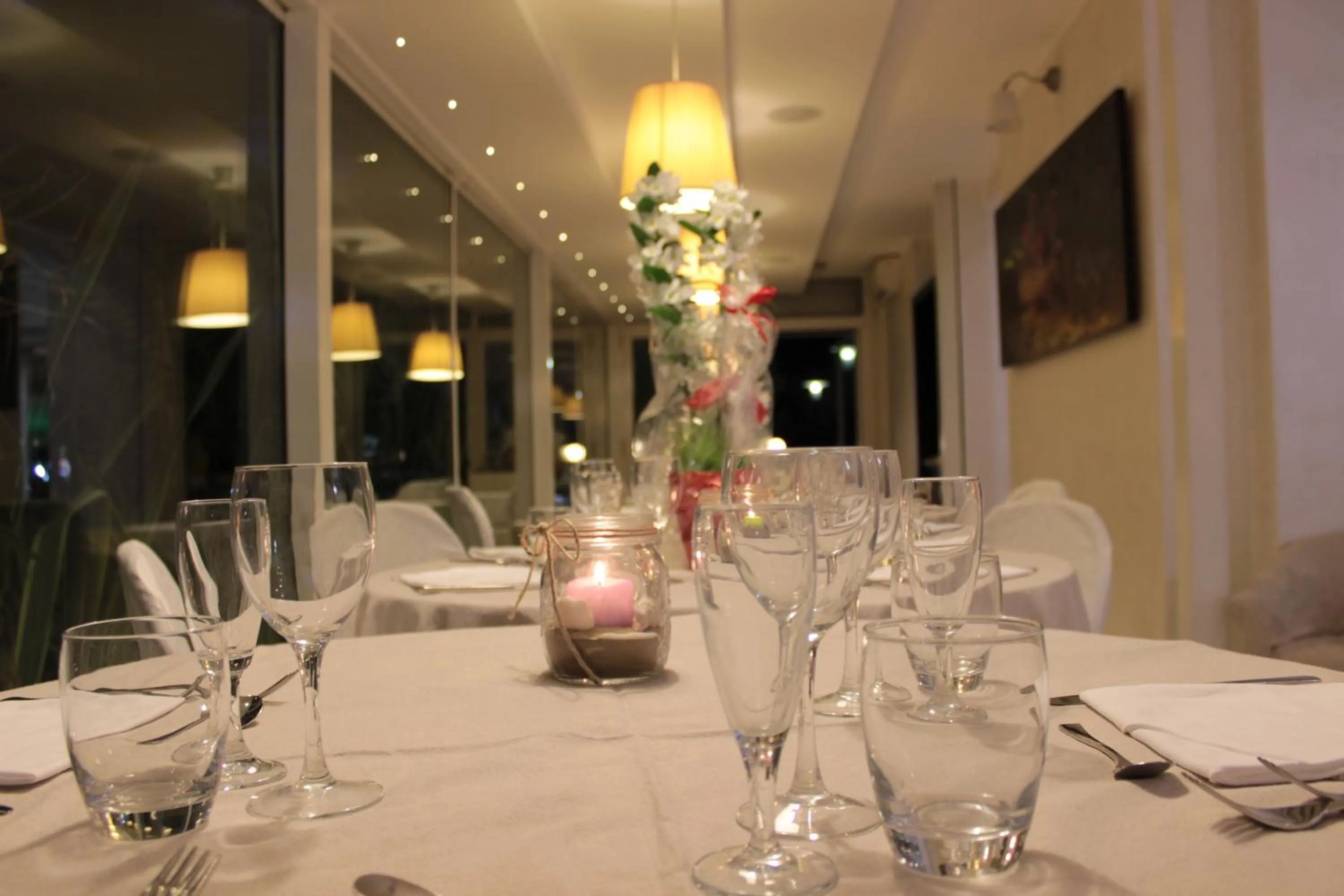 Restaurant/places to eat in Hotel Mediterraneo