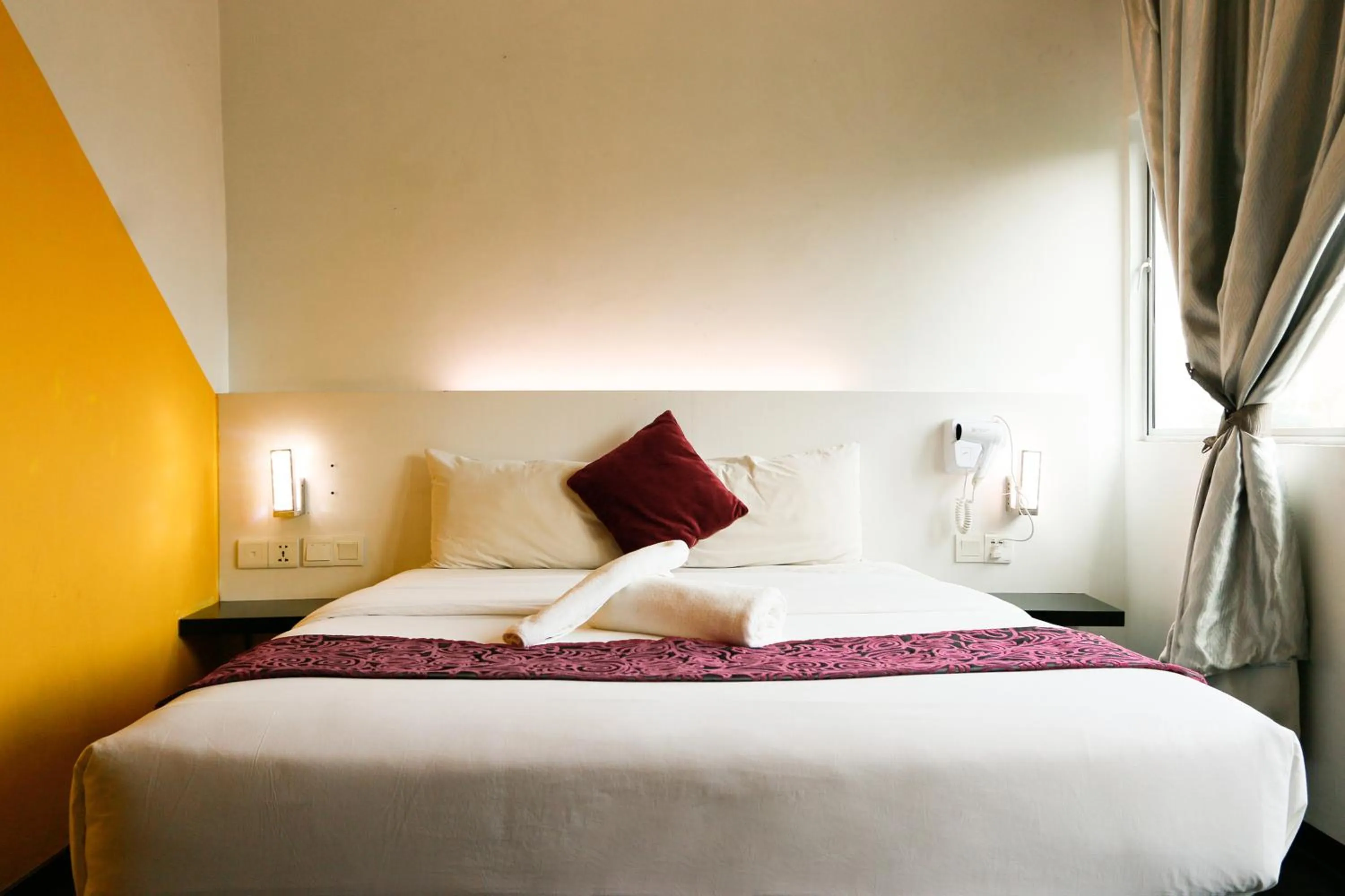 Bed in Golden Roof Hotel Ampang Ipoh