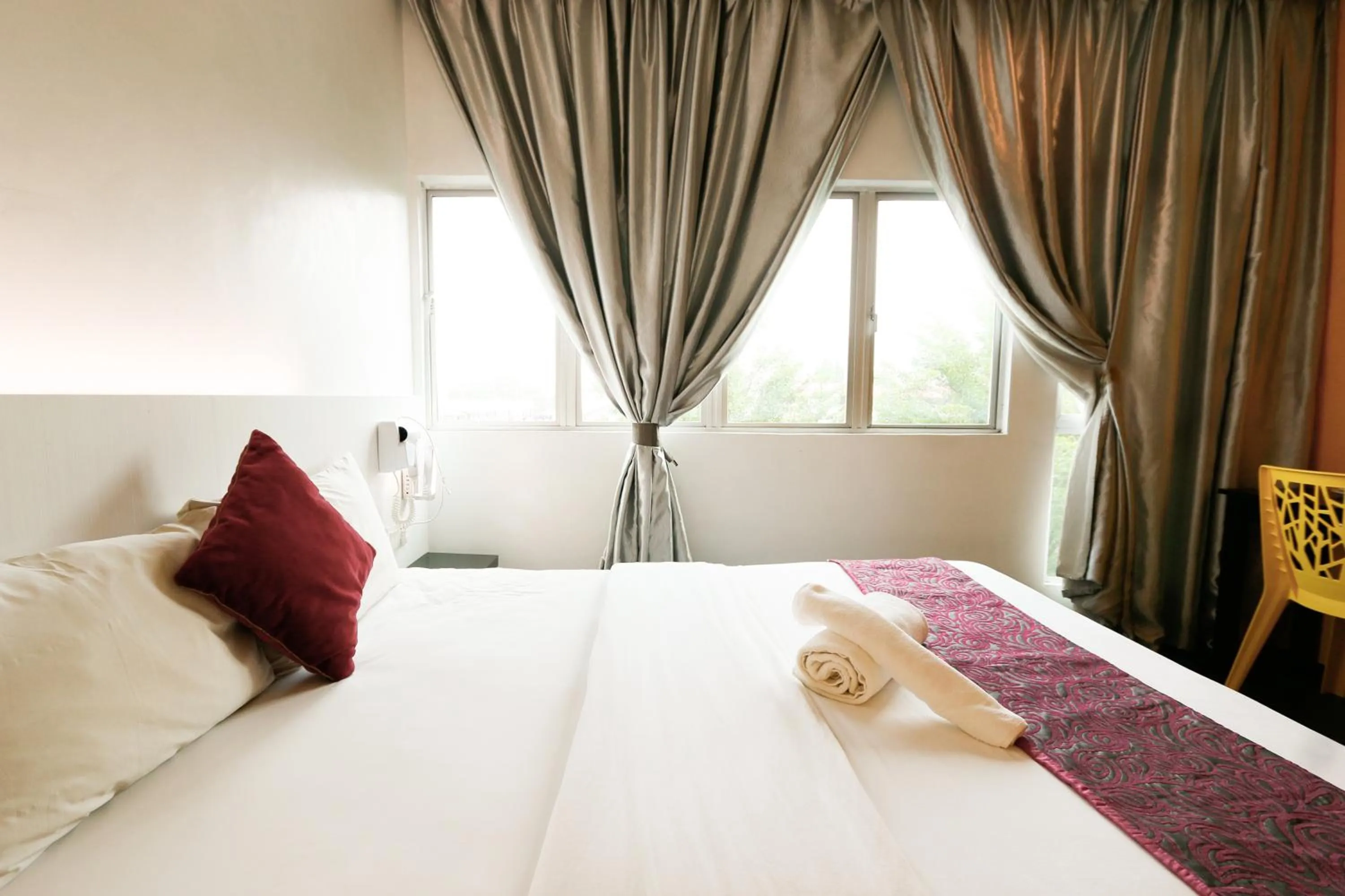 Bed in Golden Roof Hotel Ampang Ipoh