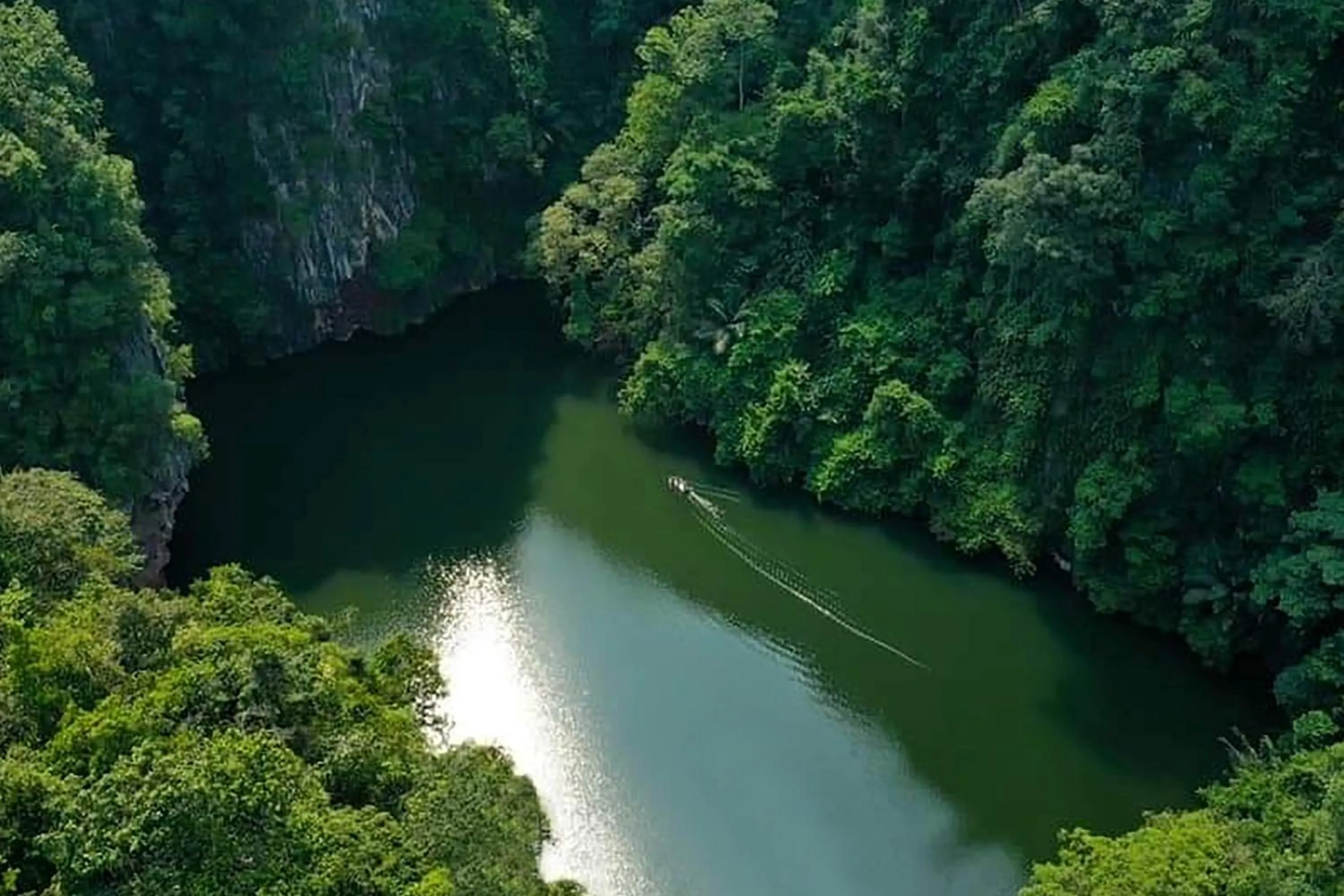 Nearby landmark in Golden Roof Hotel Ampang Ipoh