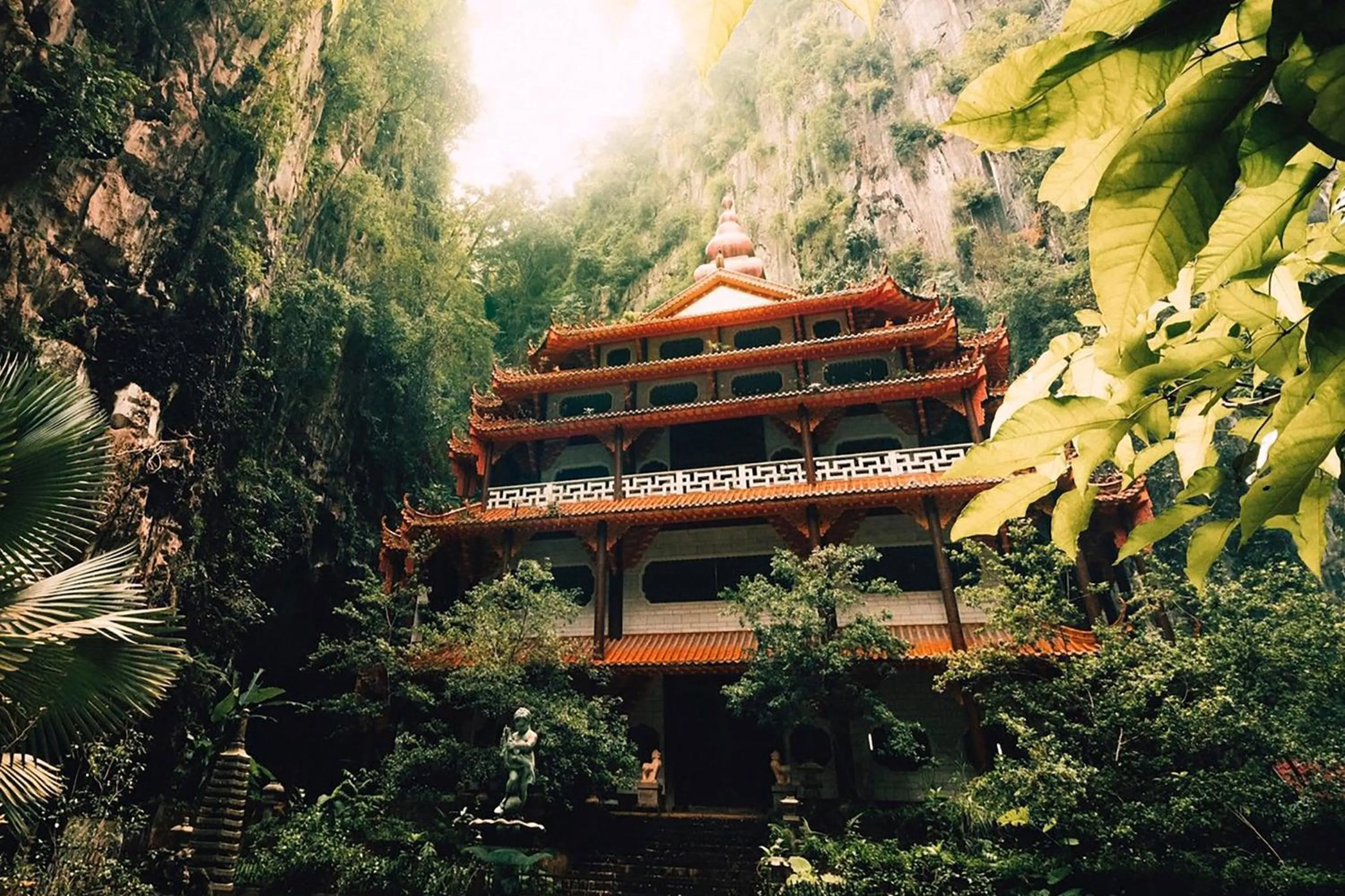 Nearby landmark in Golden Roof Hotel Ampang Ipoh