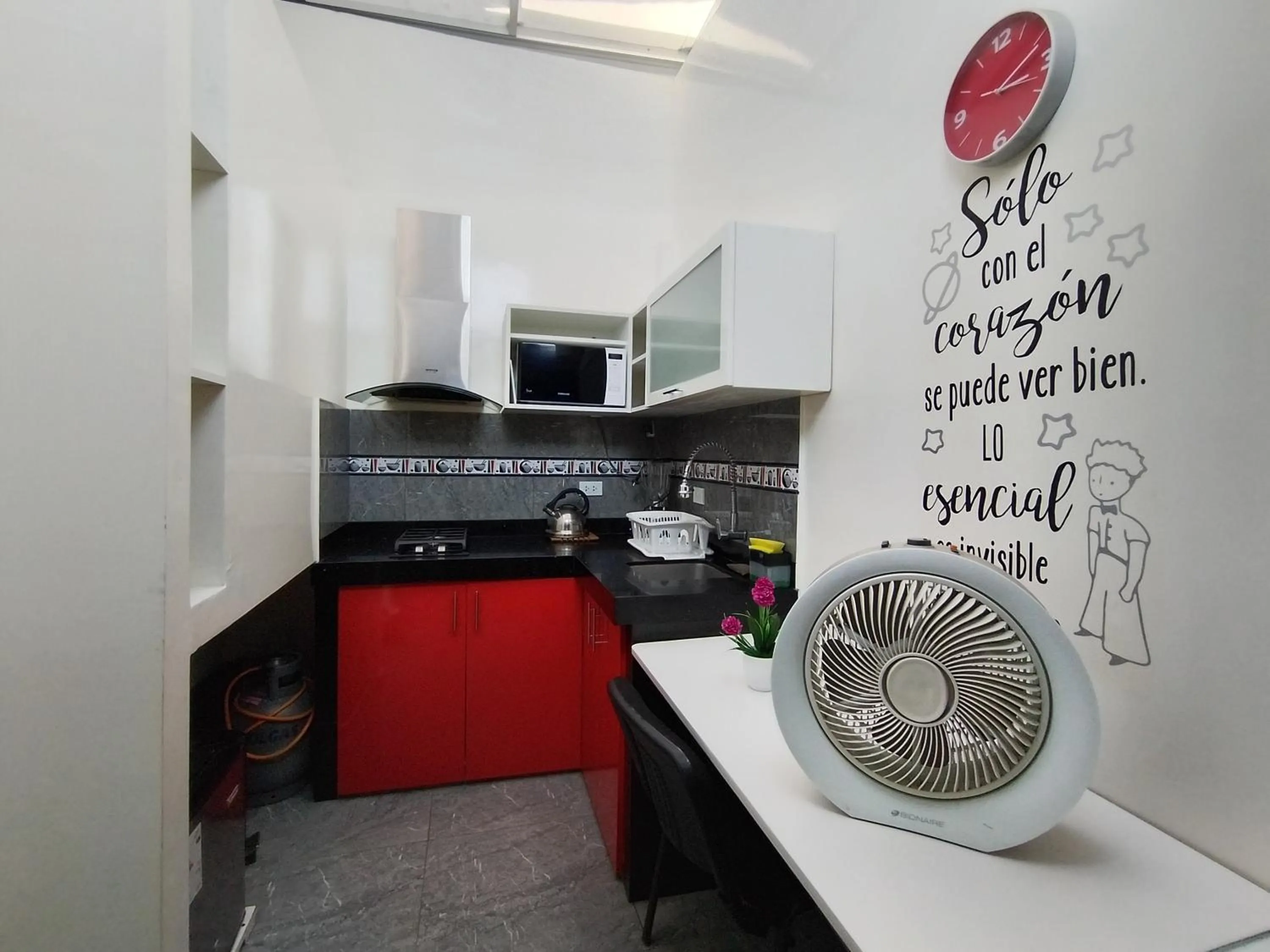 Kitchen or kitchenette in Apartamentos "APPART D'ELIETTE"