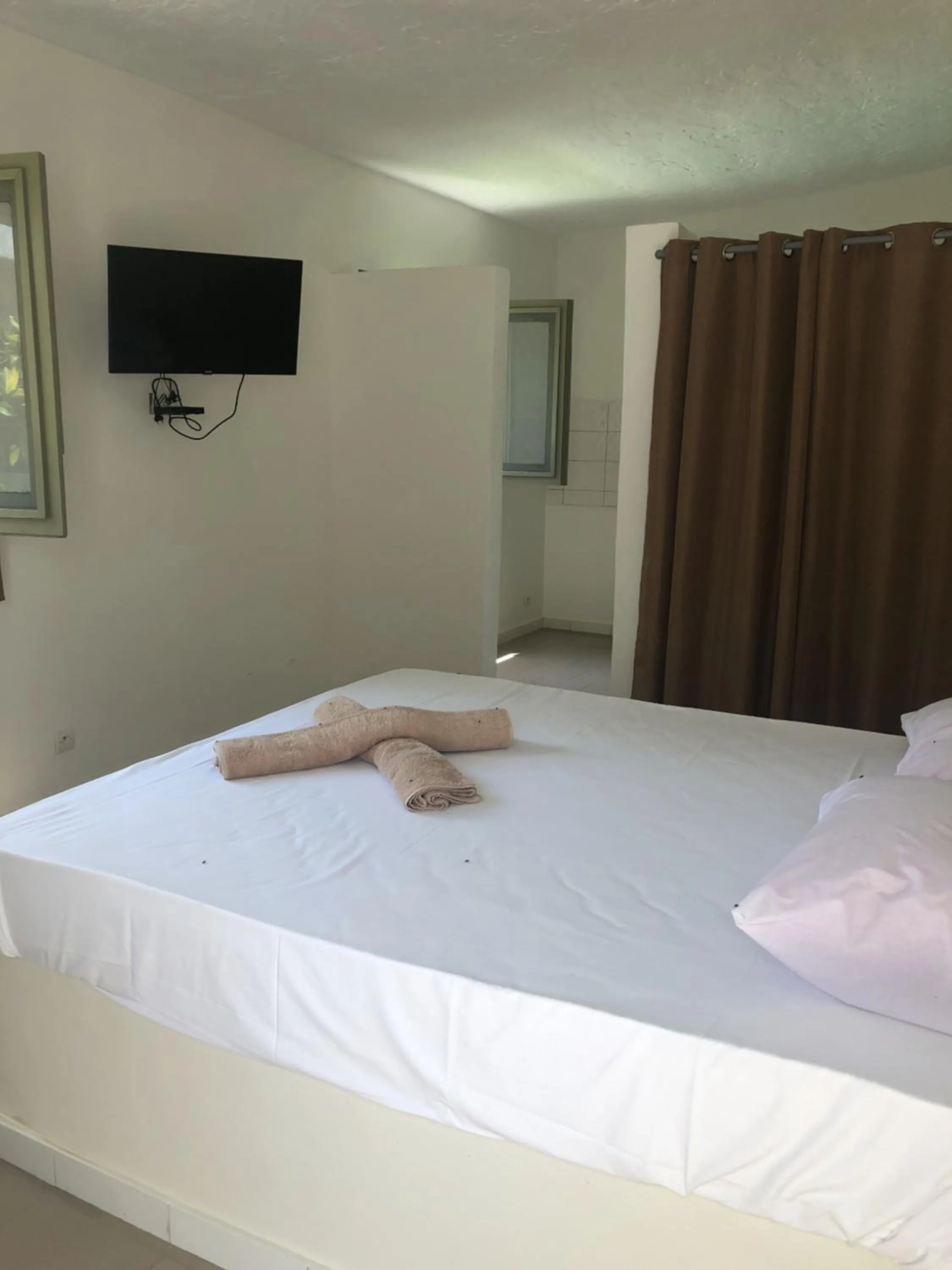 Bedroom, Bed in le HBR de Saly