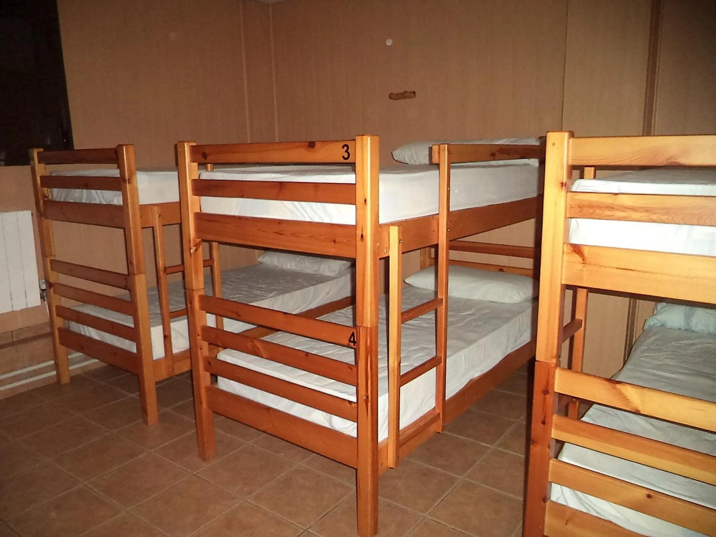 Bed in Albergue de Peregrinos A Santiago