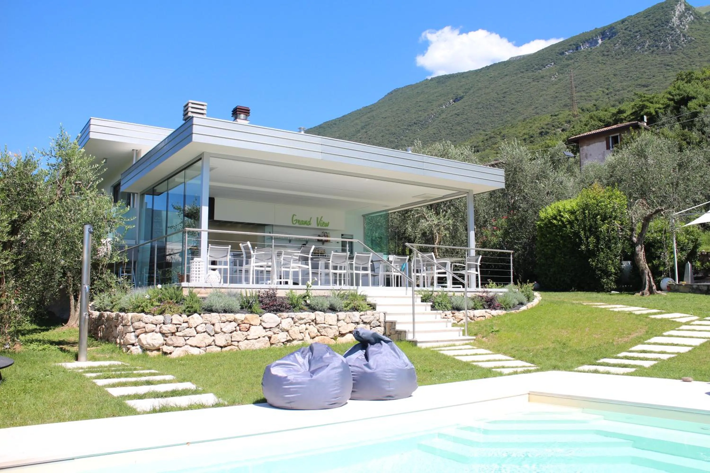 Lounge or bar in Guesthouse Grand View