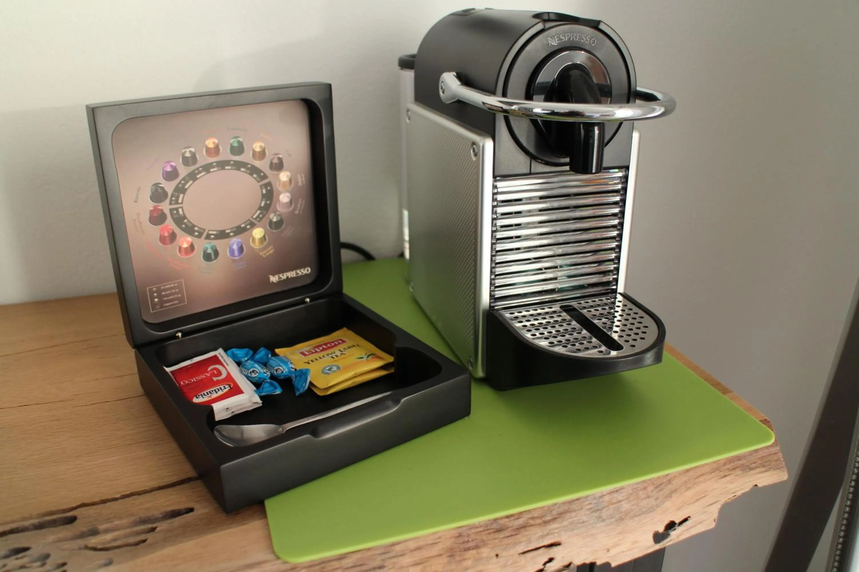 Coffee/tea facilities in Guesthouse Grand View