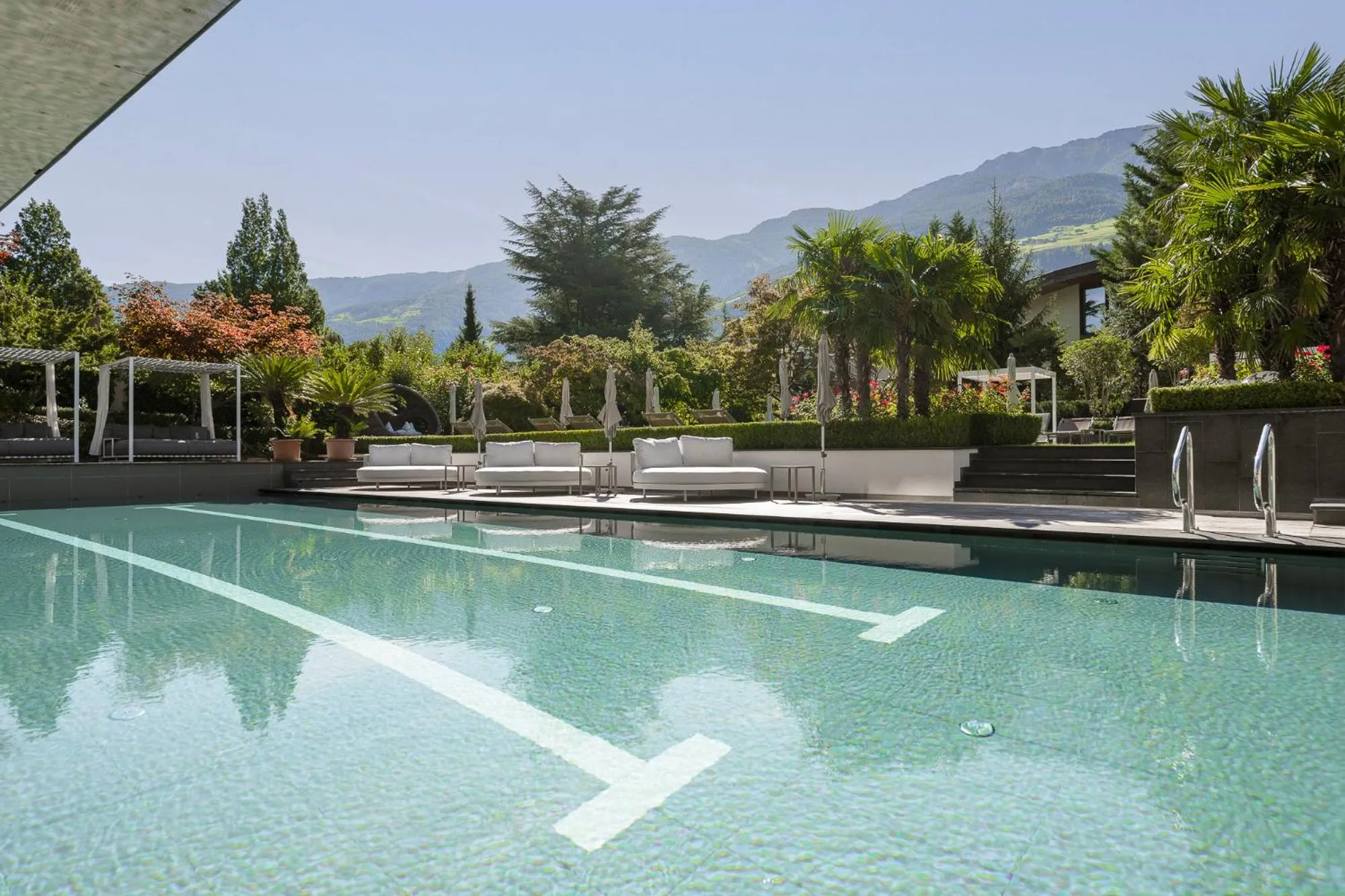Swimming pool in Feldhof DolceVita Resort