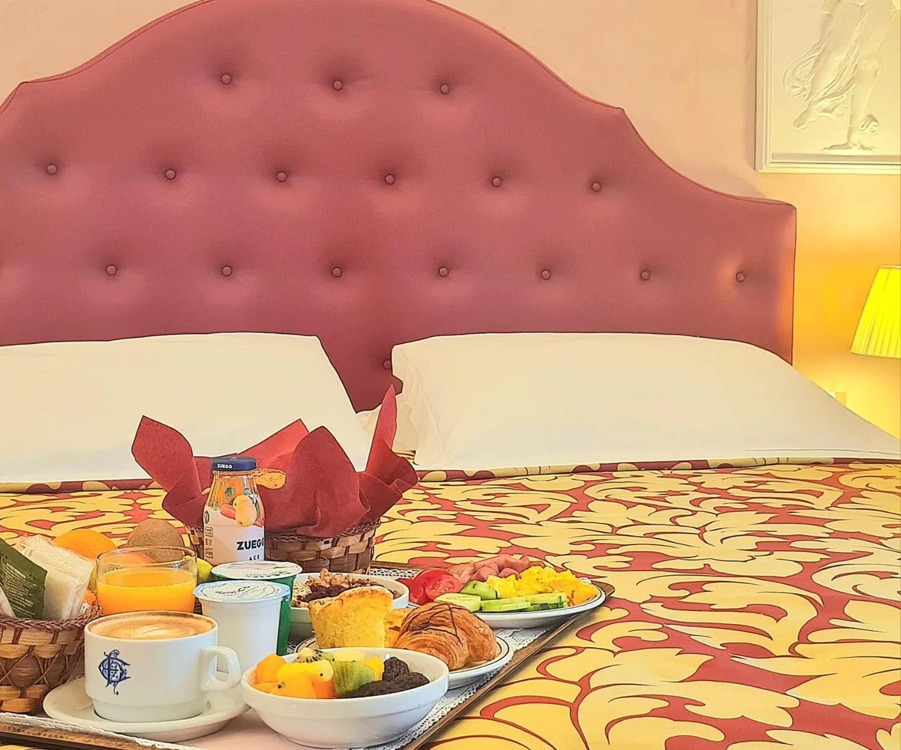 Bed in Hotel Colomba d'Oro