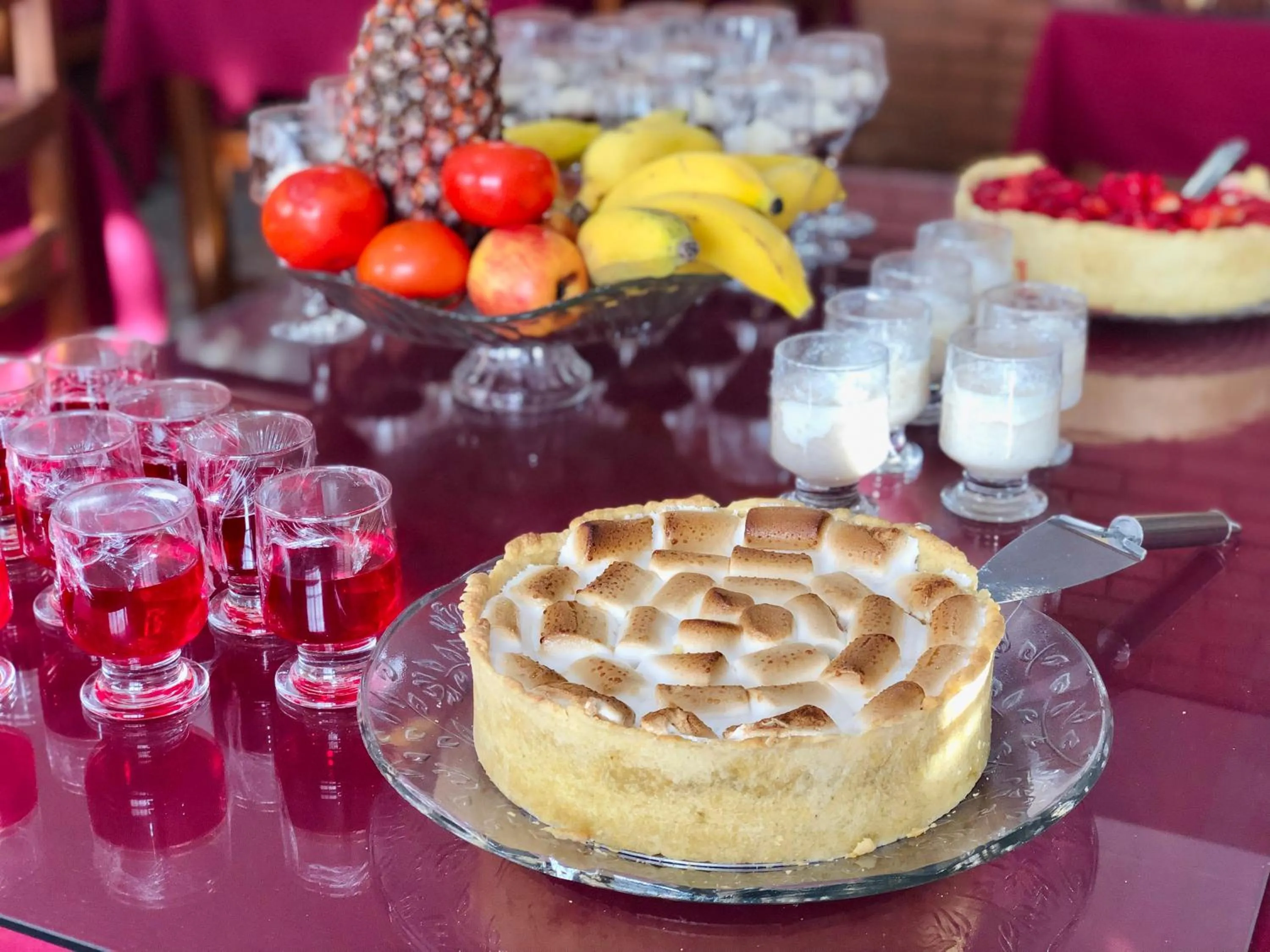 Breakfast in Hotel Garnier