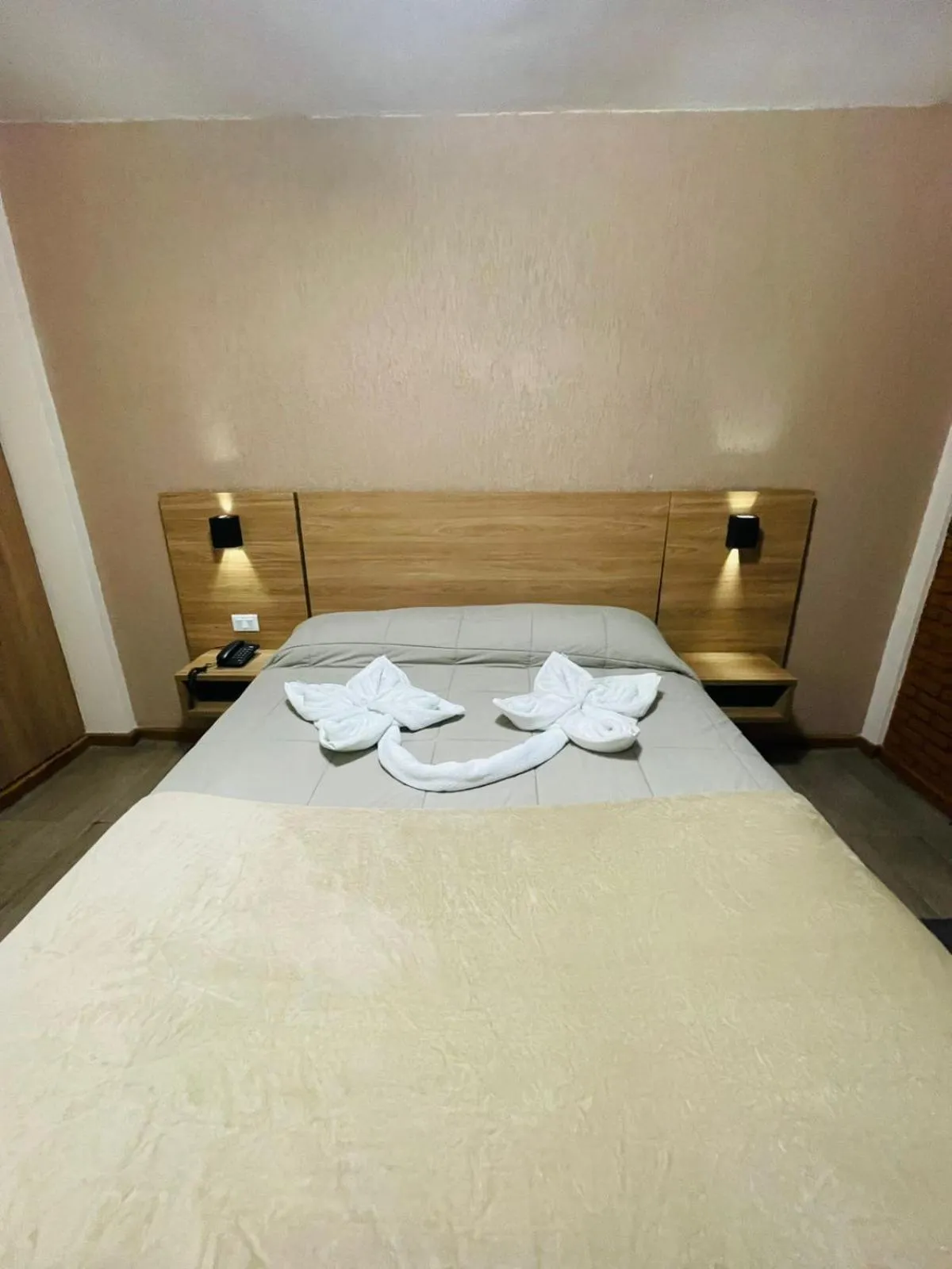 Bed in Hotel Garnier