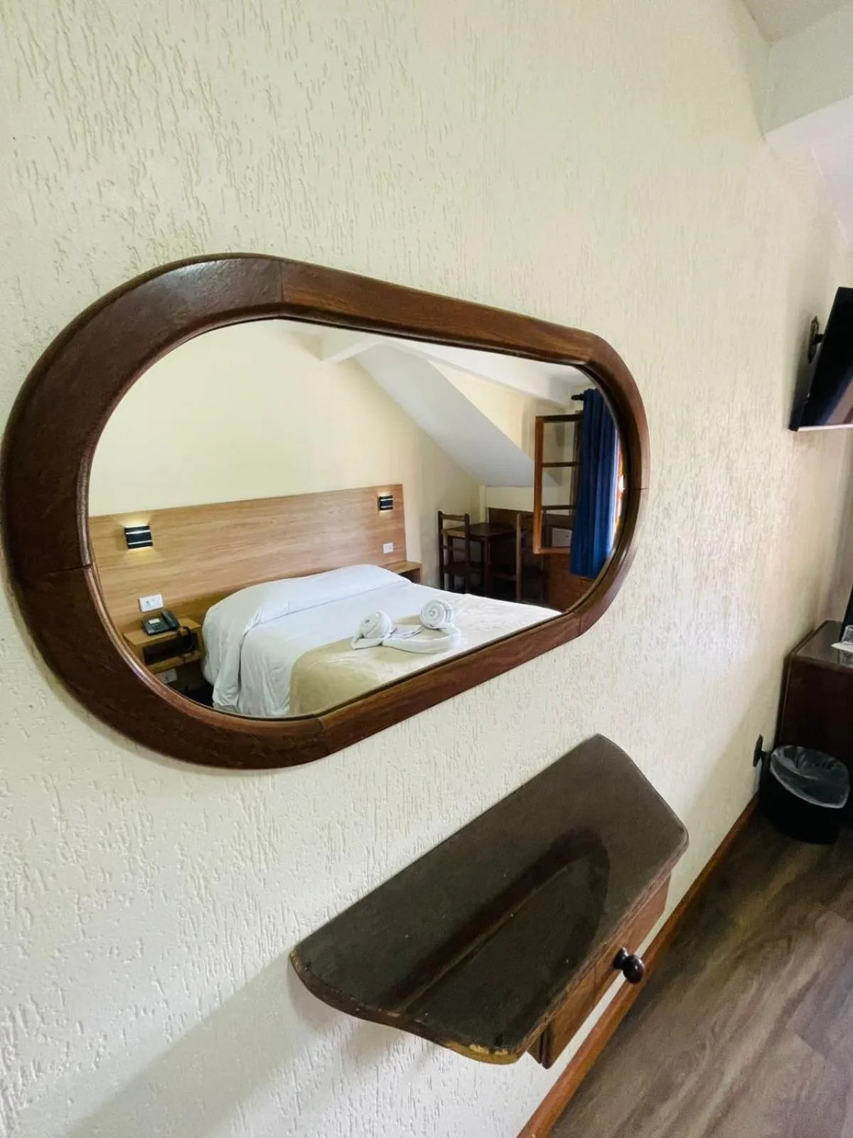 Bedroom, Bed in Hotel Garnier