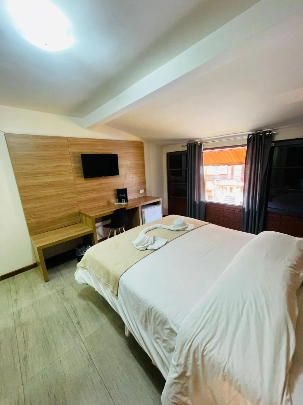 Bedroom, Bed in Hotel Garnier