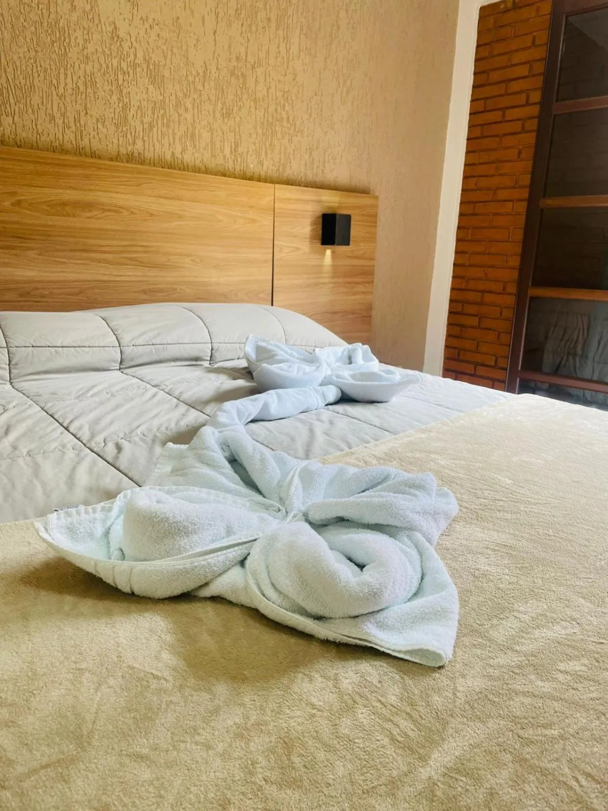 Bed in Hotel Garnier