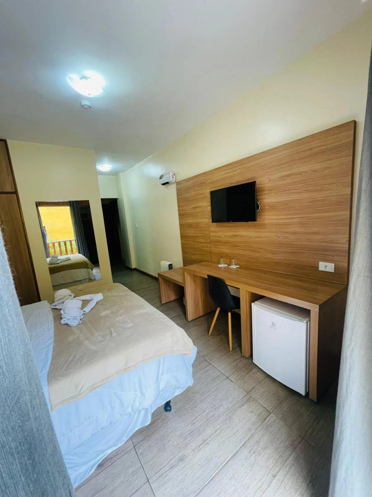 Bedroom, Bed in Hotel Garnier