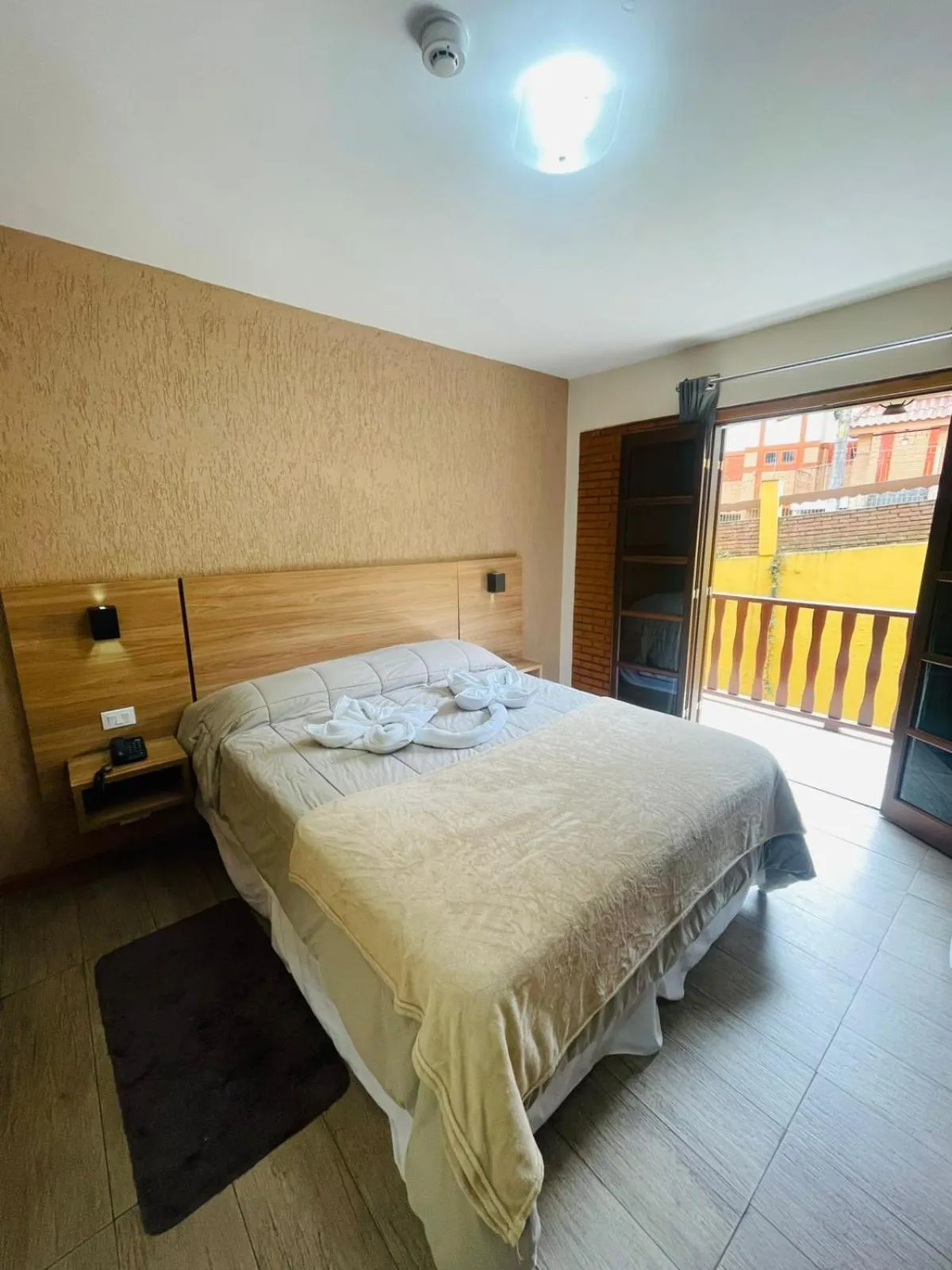 Bed in Hotel Garnier