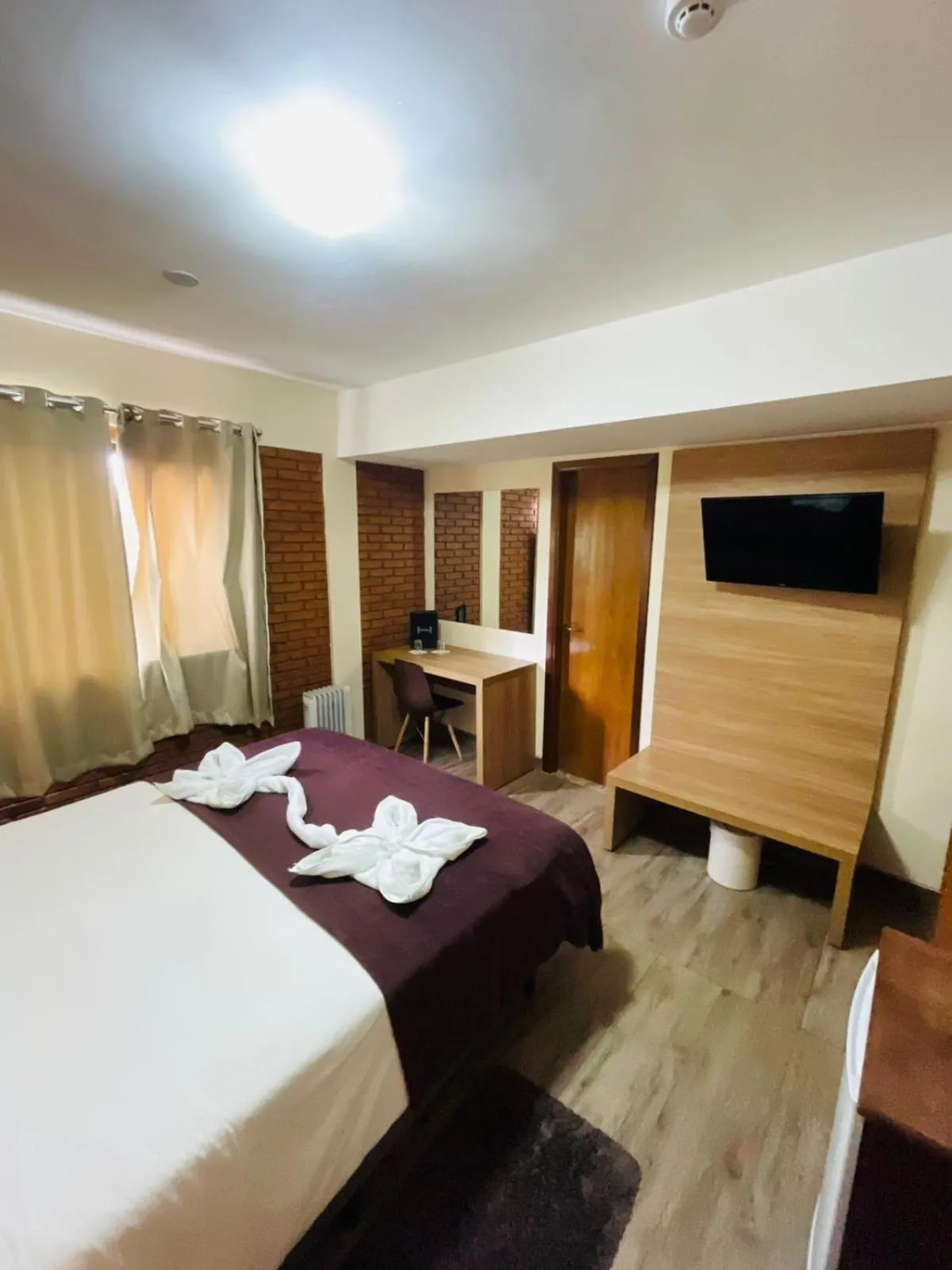 Bed in Hotel Garnier