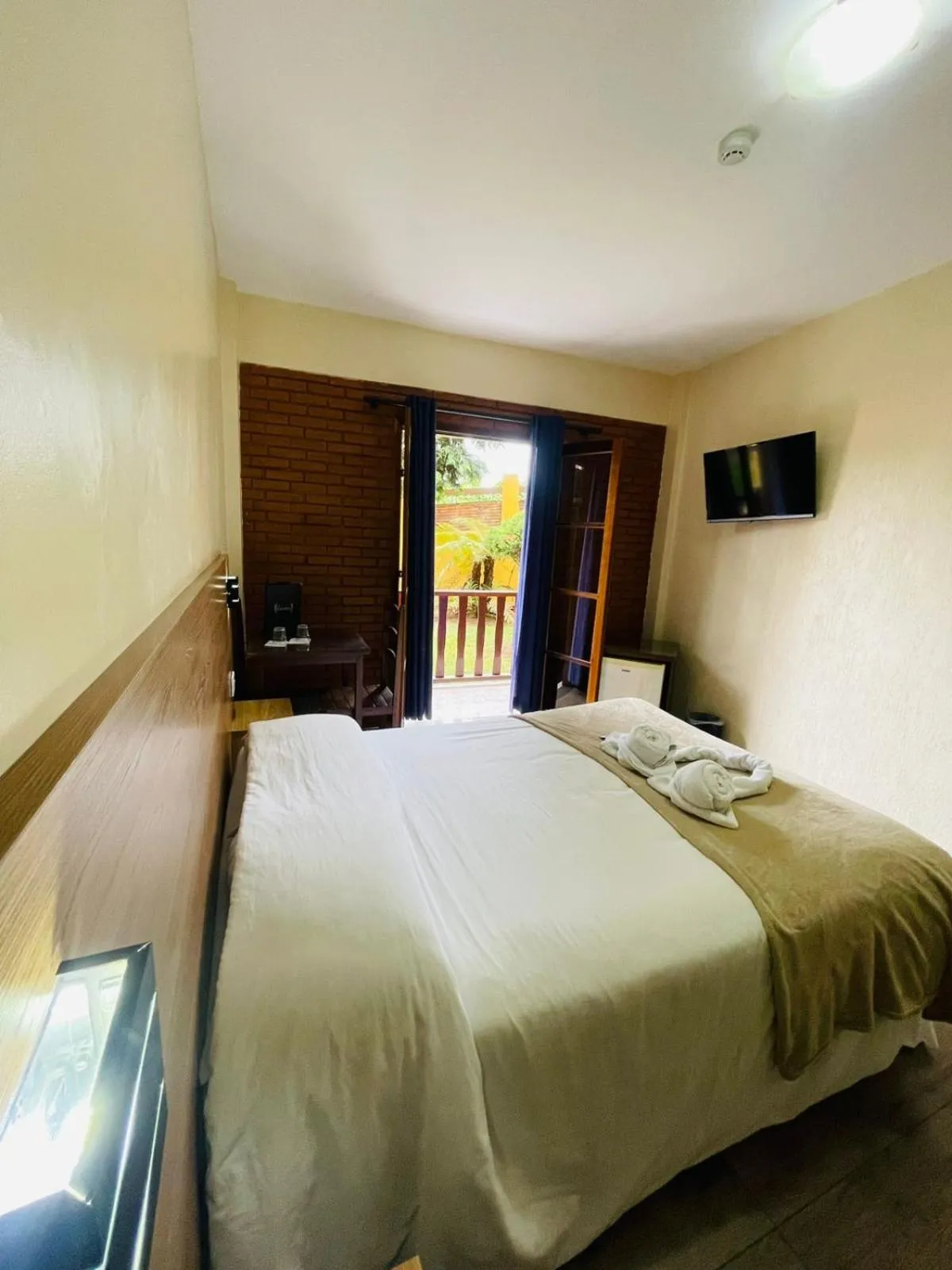 Bedroom, Bed in Hotel Garnier