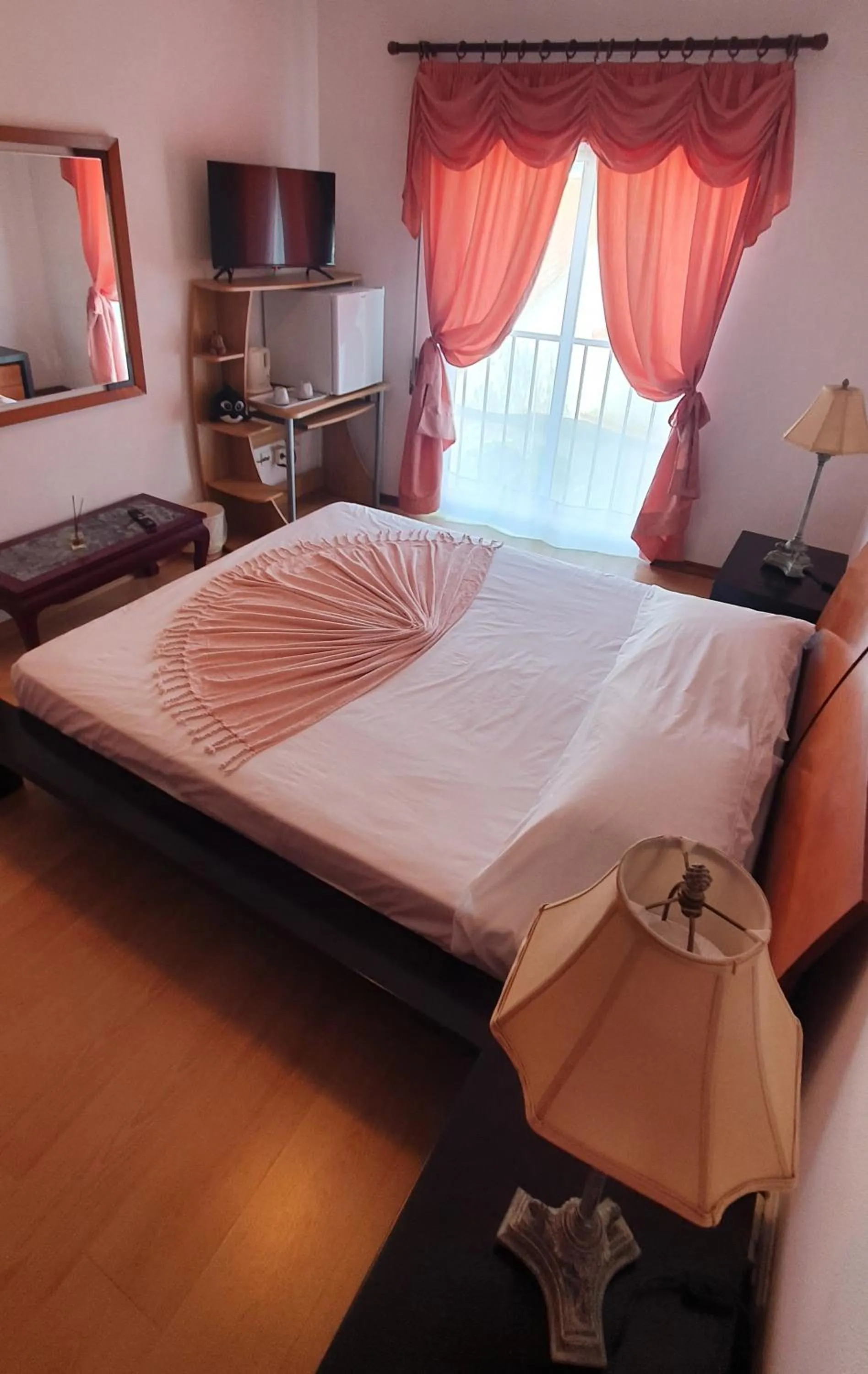 Communal lounge/ TV room in Casa Felicidade