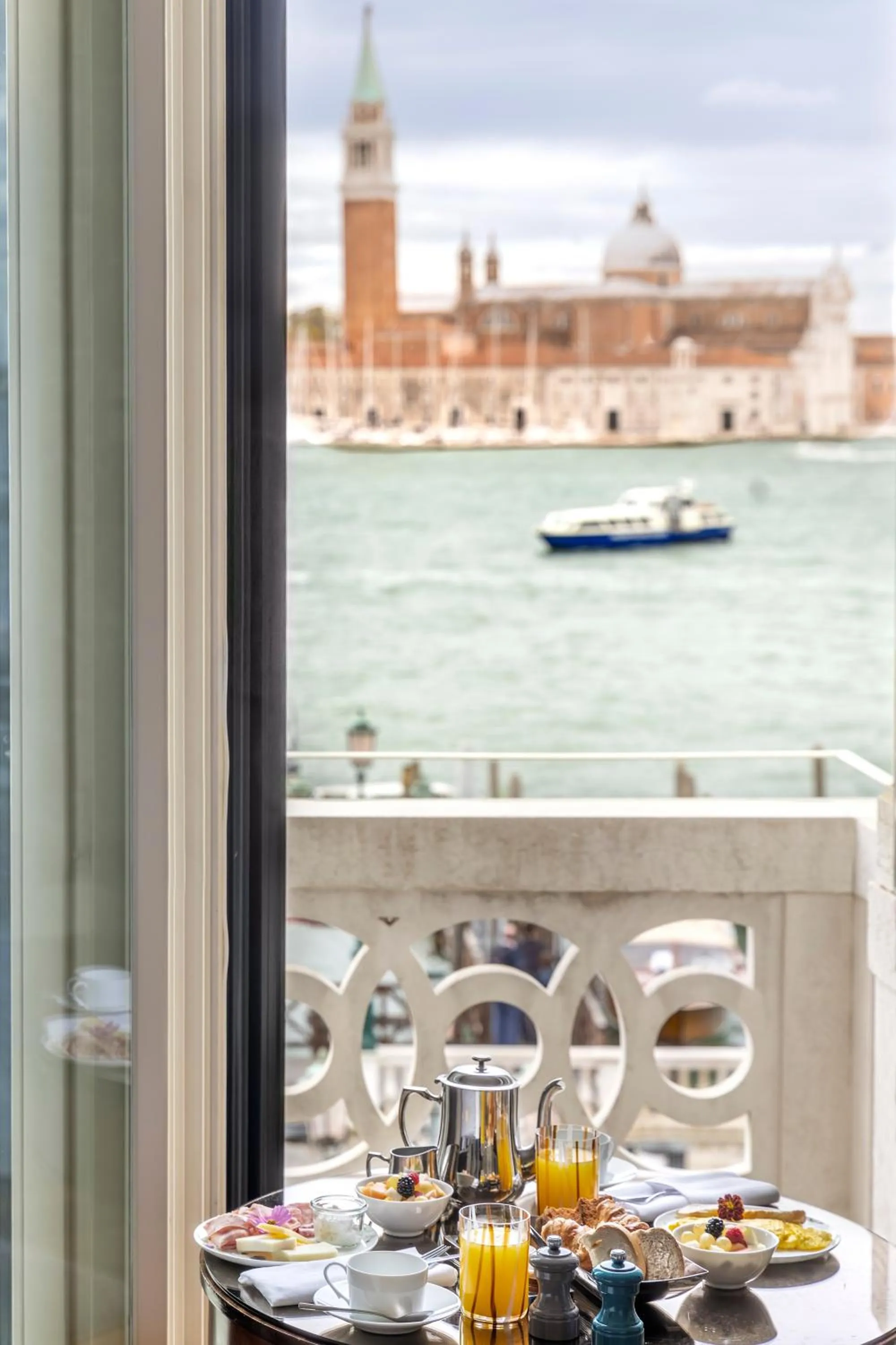 Balcony/Terrace in Londra Palace Venezia