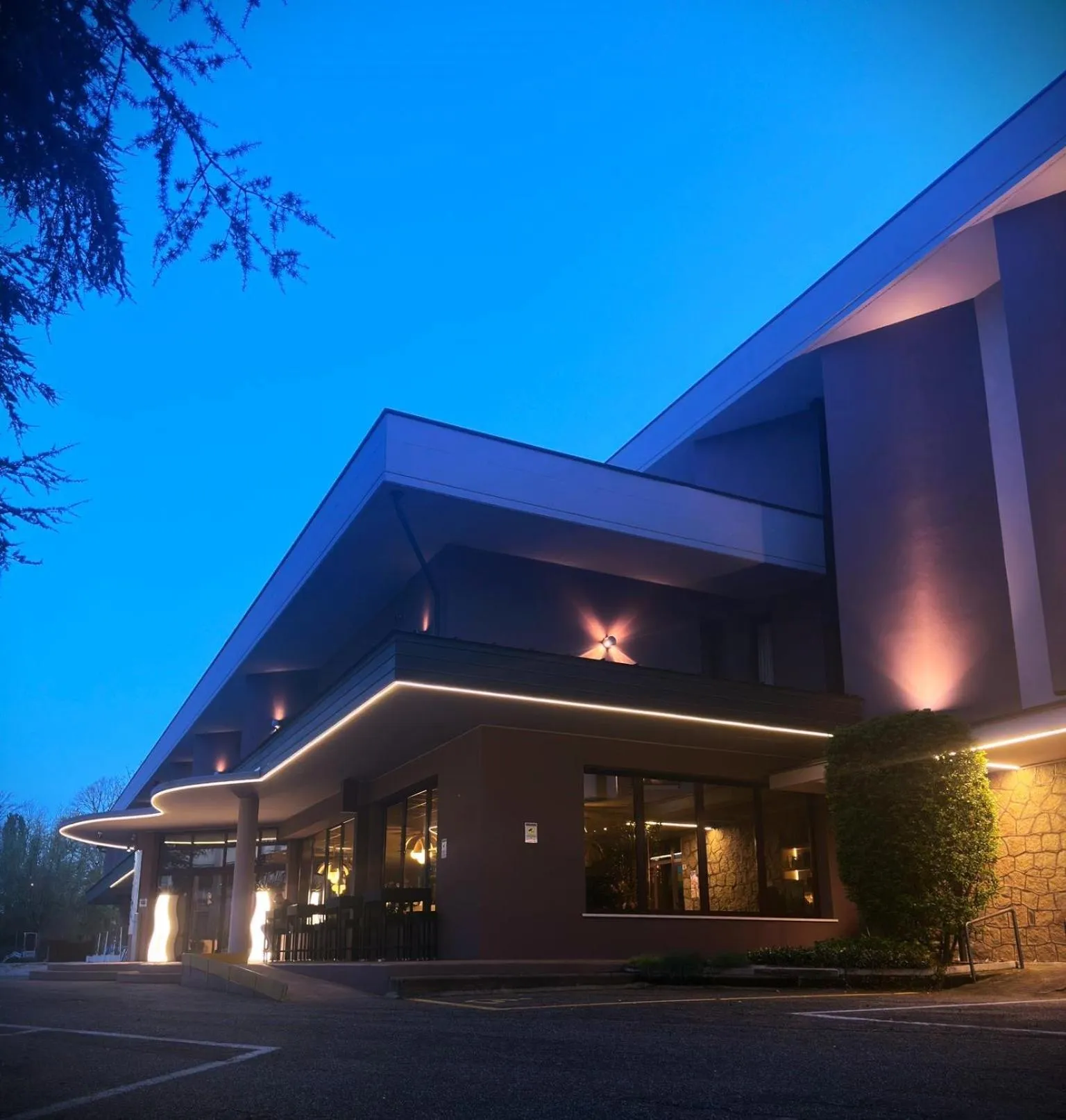 Property building in Piccolo Hotel Nogara