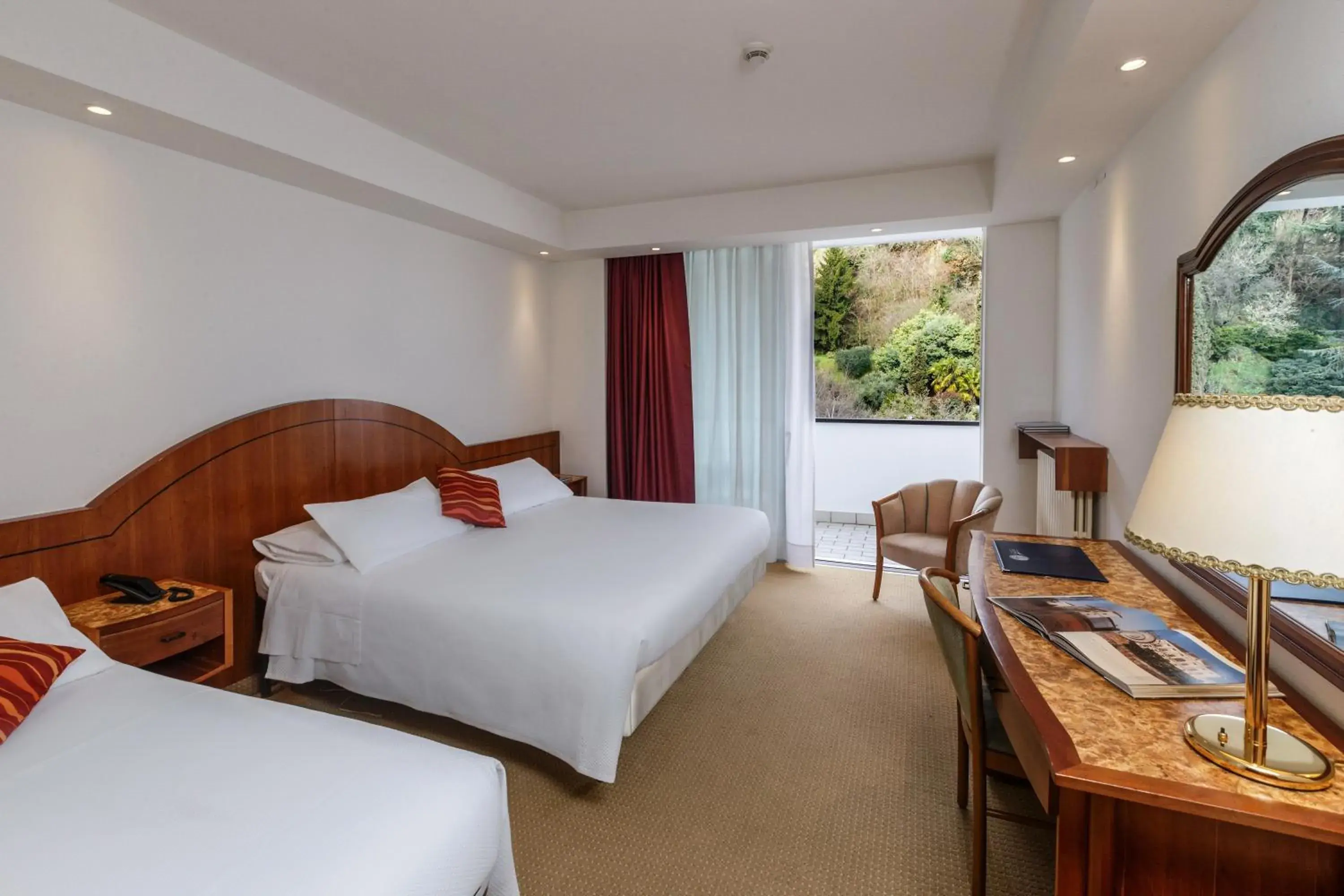 Classic Triple Room in Hotel Terme Millepini Classic Triple Room in Hotel Terme Millepini